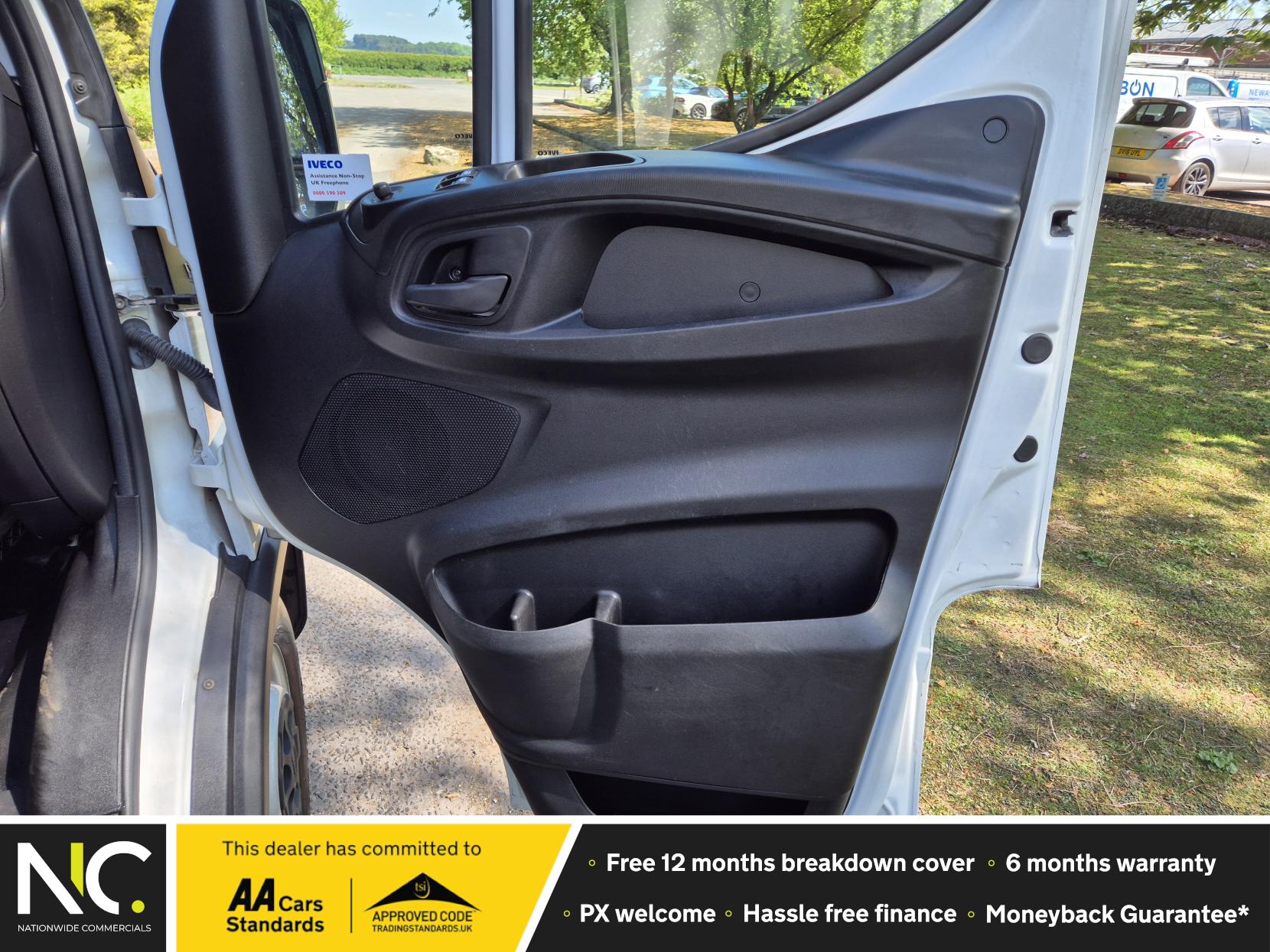 Iveco Daily 2.3D HPI 14V 35S 3520 Panel Van 5dr Diesel Manual MWB High Roof Euro 6 (s/s) (136 ps)