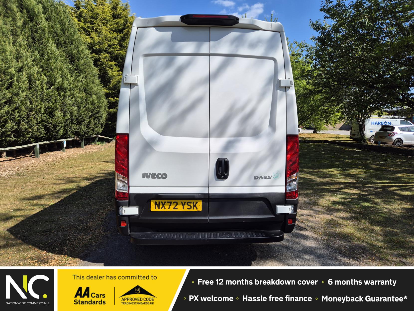 Iveco Daily 2.3D HPI 14V 35S 3520 Panel Van 5dr Diesel Manual MWB High Roof Euro 6 (s/s) (136 ps)
