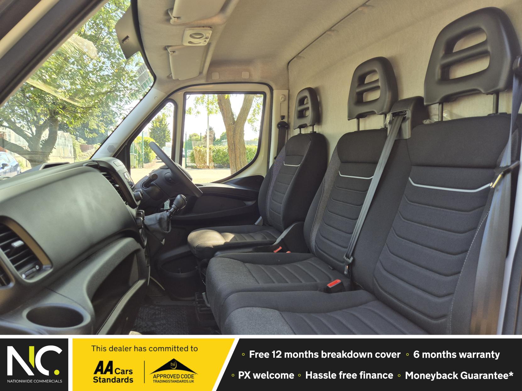 Iveco Daily 2.3D HPI 14V 35S 3520 Panel Van 5dr Diesel Manual MWB High Roof Euro 6 (s/s) (136 ps)
