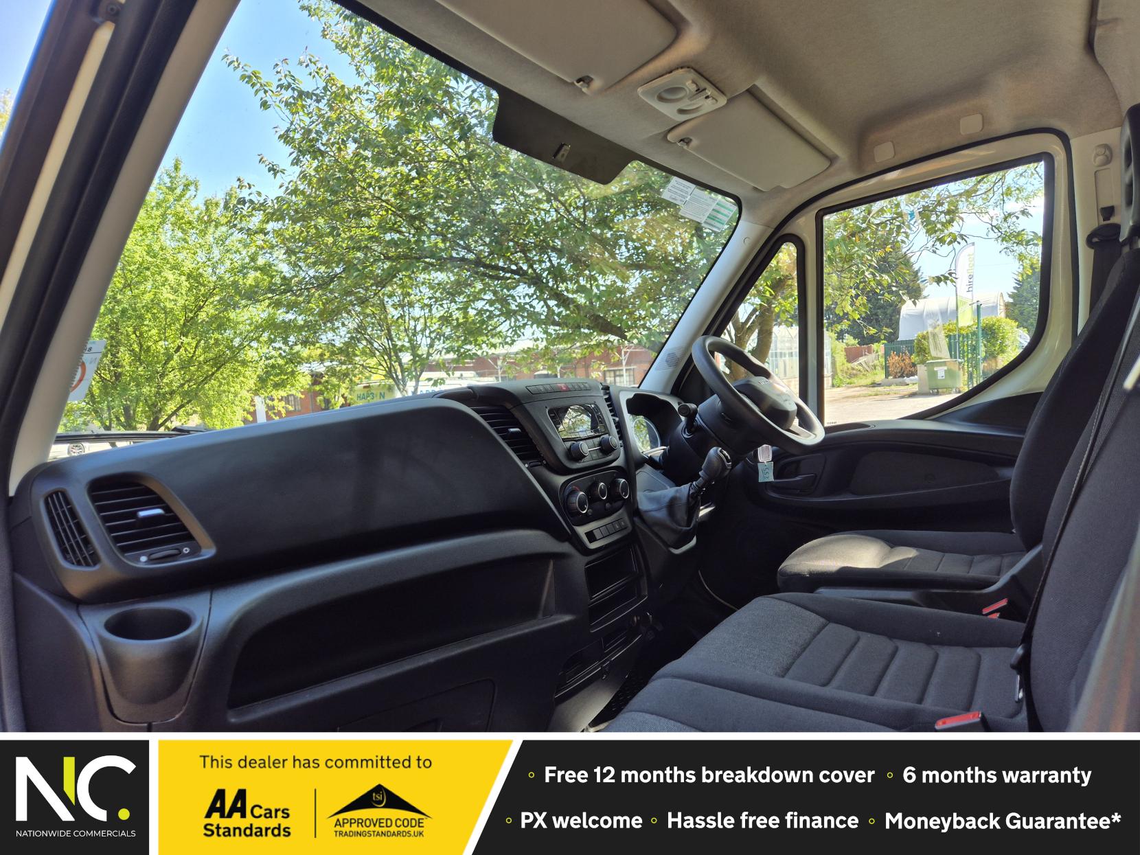 Iveco Daily 2.3D HPI 14V 35S 3520 Panel Van 5dr Diesel Manual MWB High Roof Euro 6 (s/s) (136 ps)