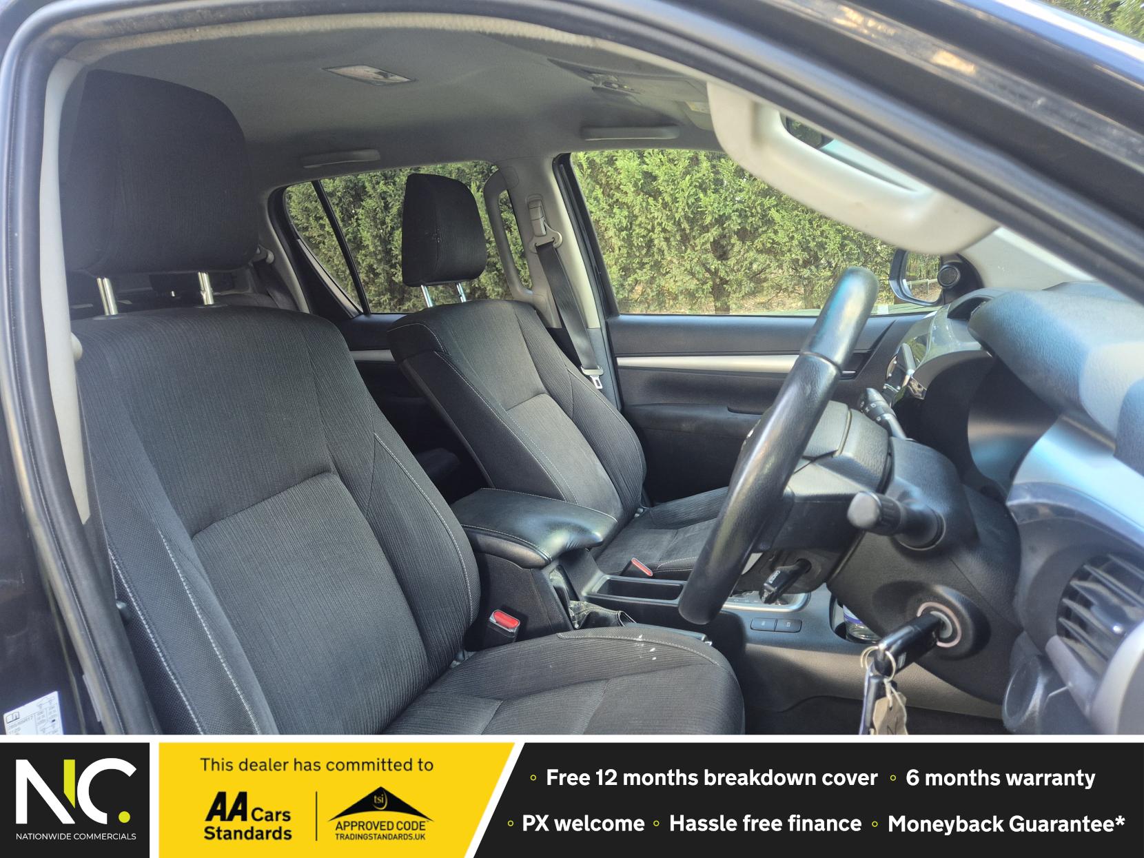 Toyota Hilux 2.4 D-4D Icon Pickup Double Cab 4dr Diesel Auto 4WD Euro 6 (s/s) (150 ps)