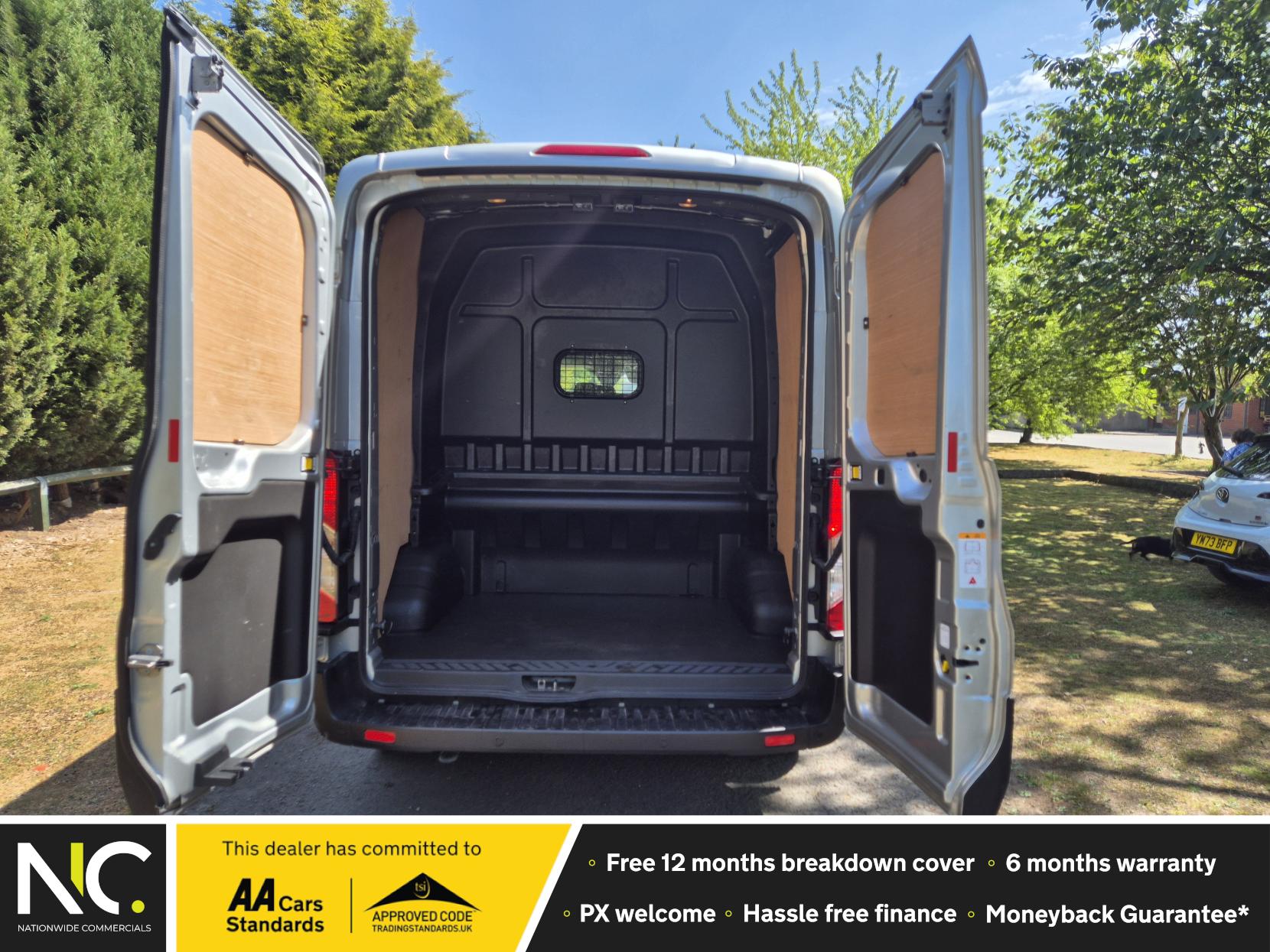Ford Transit 2.0 Trend Combi Van (2019 - )