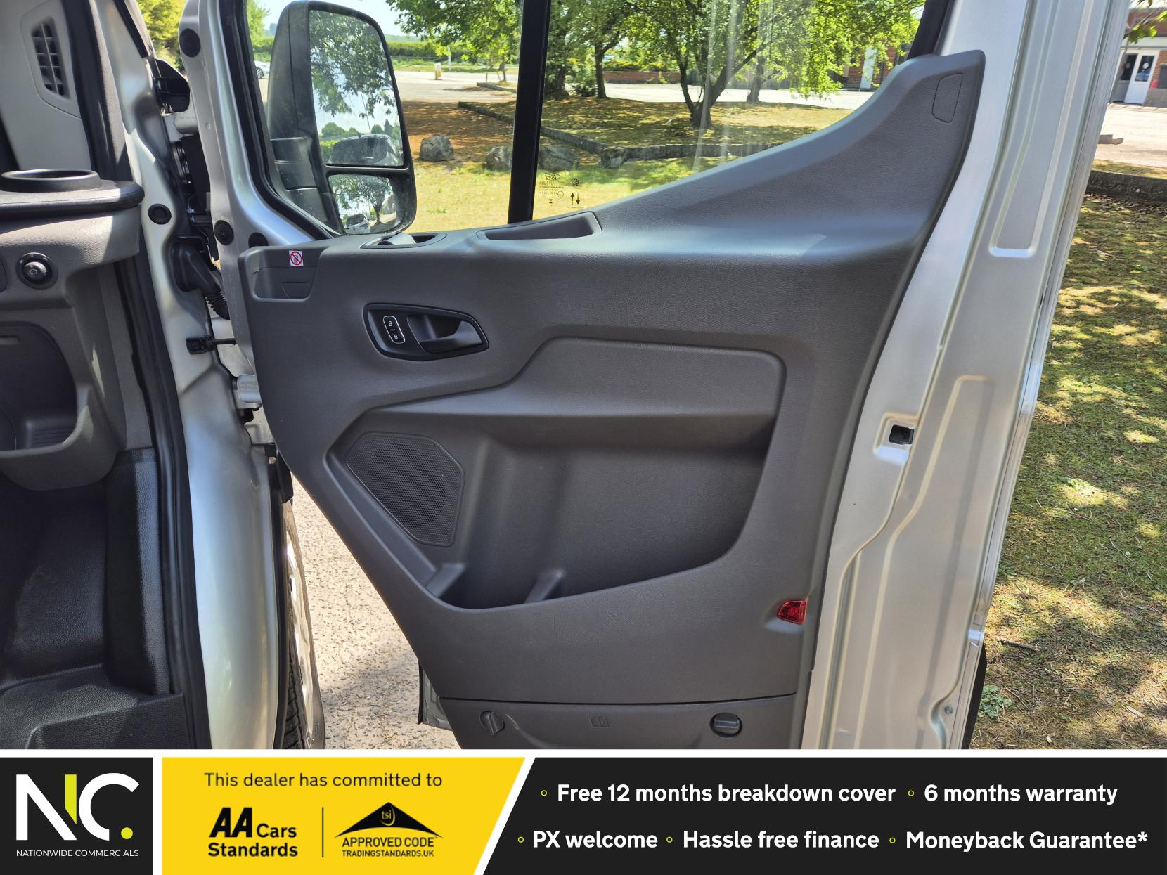 Ford Transit 2.0 Trend Combi Van (2019 - )