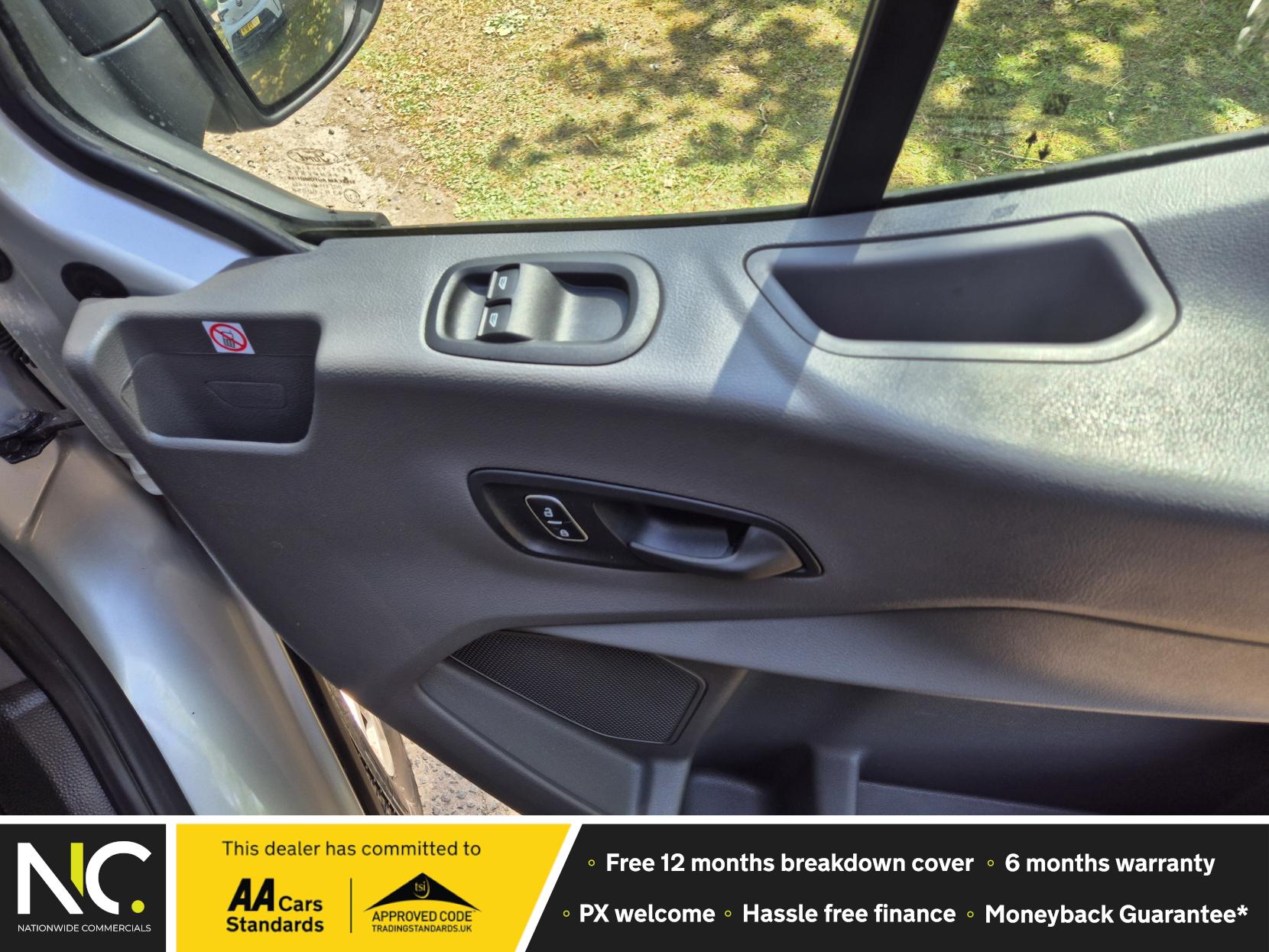 Ford Transit 2.0 Trend Combi Van (2019 - )
