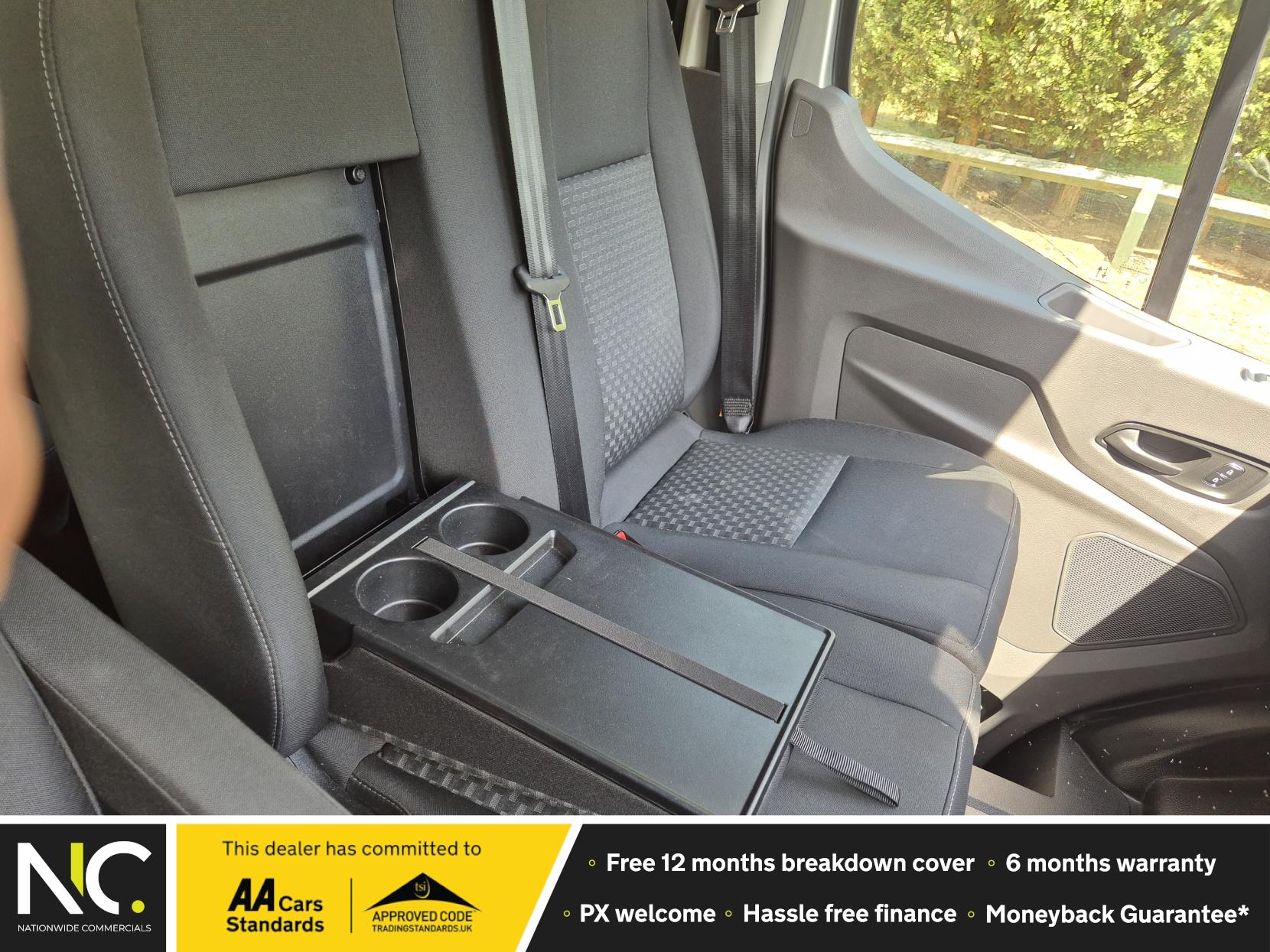 Ford Transit 2.0 Trend Combi Van (2019 - )
