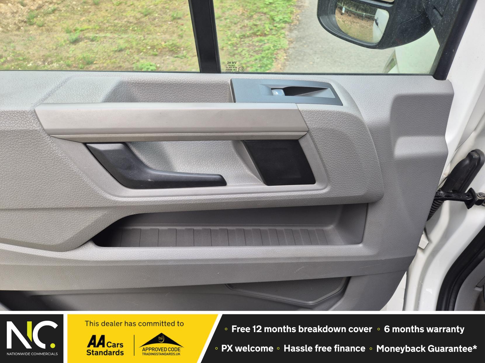 Volkswagen Crafter 2.0 TDI CR35 Startline Luton 2dr Diesel Manual LWB Euro 6 (s/s) (ETG, Tail Lift) (140 ps)