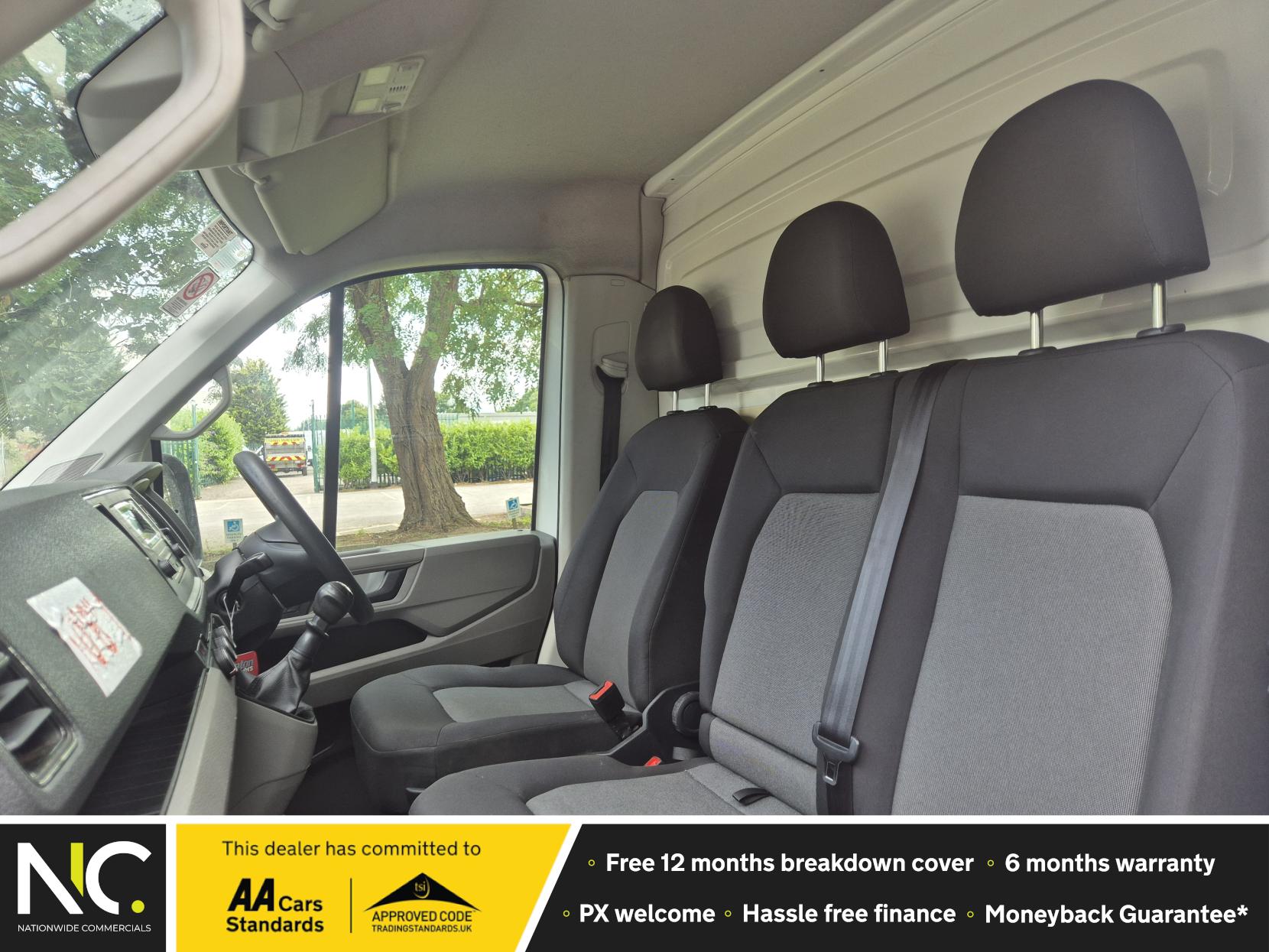 Volkswagen Crafter 2.0 TDI CR35 Startline Luton 2dr Diesel Manual LWB Euro 6 (s/s) (ETG, Tail Lift) (140 ps)