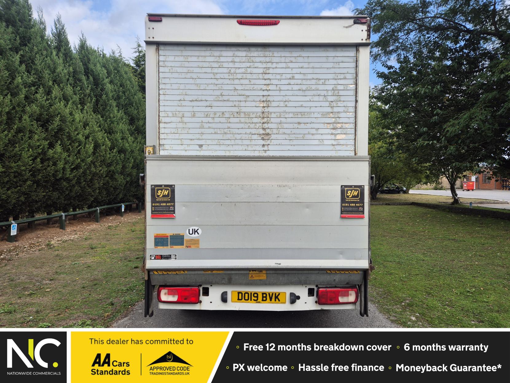 Volkswagen Crafter 2.0 TDI CR35 Startline Luton 2dr Diesel Manual LWB Euro 6 (s/s) (ETG, Tail Lift) (140 ps)