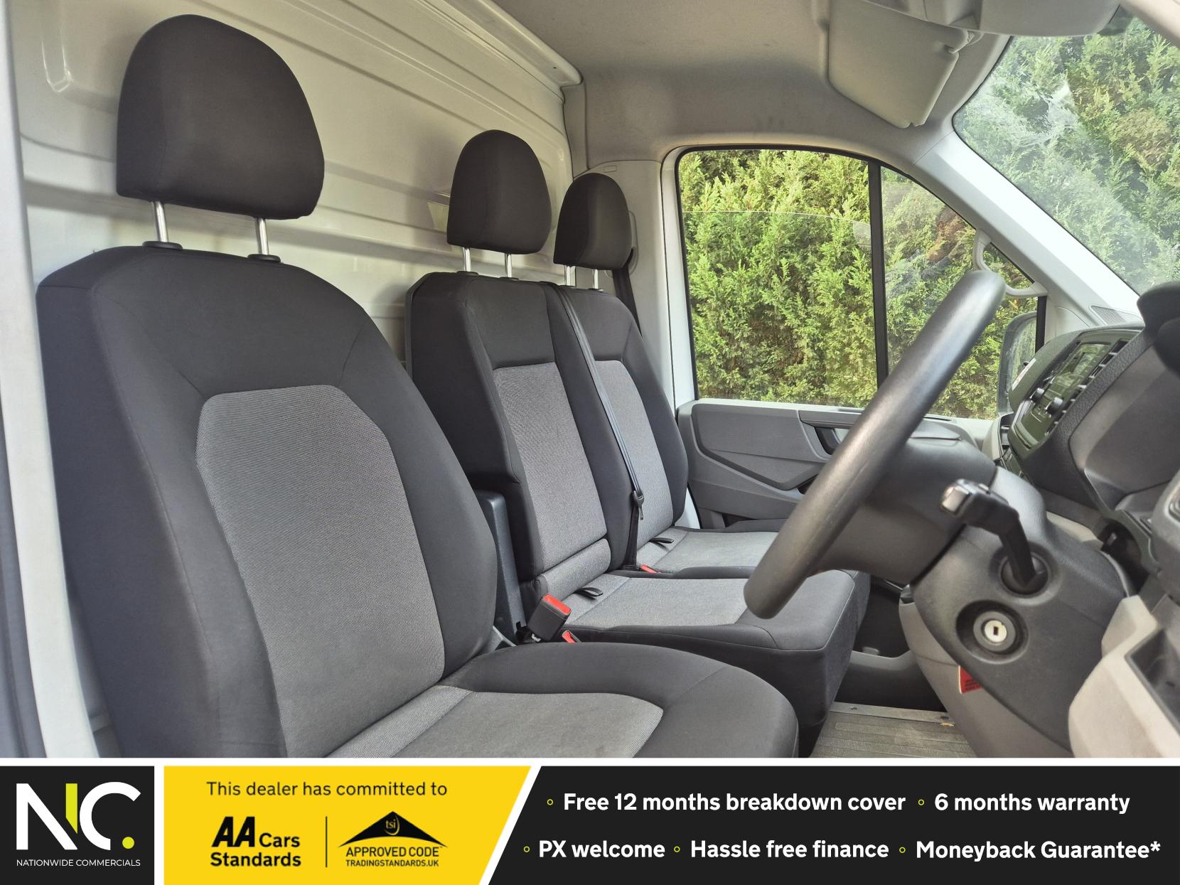 Volkswagen Crafter 2.0 TDI CR35 Startline Luton 2dr Diesel Manual LWB Euro 6 (s/s) (ETG, Tail Lift) (140 ps)