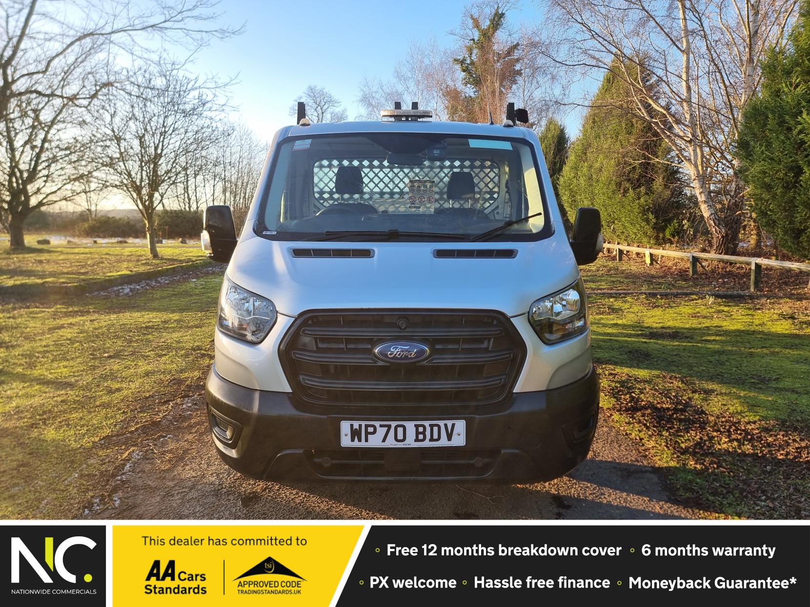 Ford Transit 2.0 350 EcoBlue HDT Leader Chassis Cab 2dr Diesel Manual RWD L4 Euro 6 (s/s) (DRW) (130 ps)