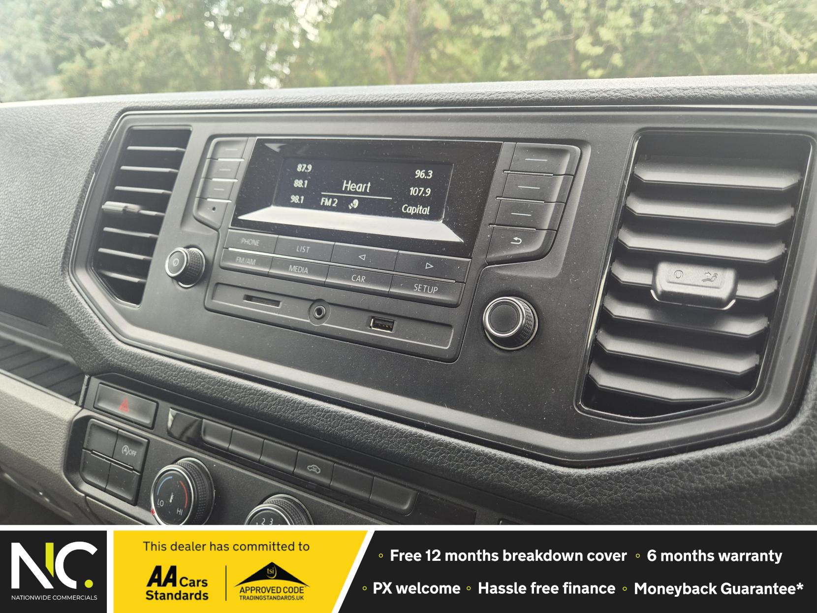 Volkswagen Crafter 2.0 TDI CR35 Startline Luton 2dr Diesel Manual LWB Euro 6 (s/s) (ETG) (140 ps)