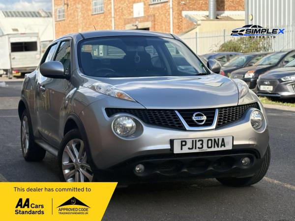 Nissan Juke 1.6 Acenta Premium SUV 5dr Petrol CVT Euro 5 (117 ps)