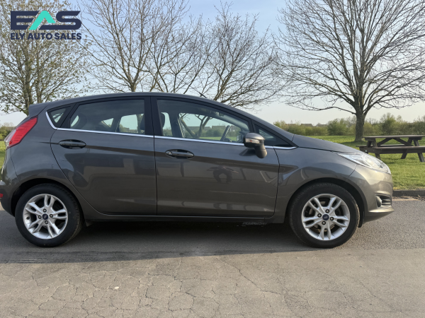 Ford Fiesta 1.5 TDCi Zetec Hatchback 5dr Diesel Manual Euro 6 (75 ps)