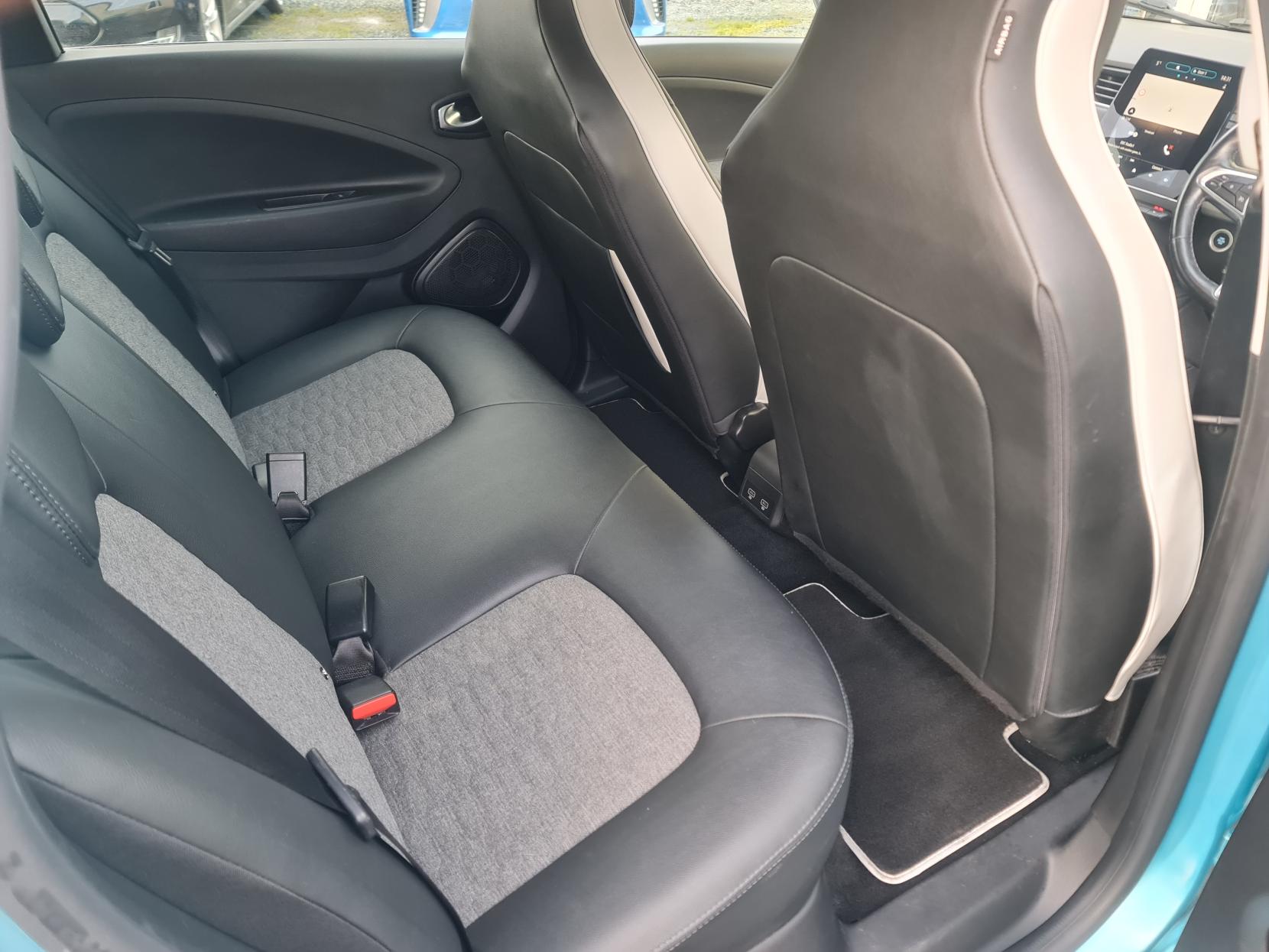 Renault Zoe R135 52kWh GT Line Hatchback 5dr Electric Auto (i, Rapid Charge) (134 bhp)