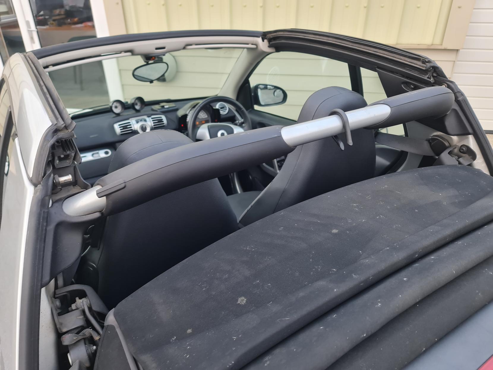 Smart fortwo Electric Drive Cabriolet 2dr Electric Auto (74 bhp)