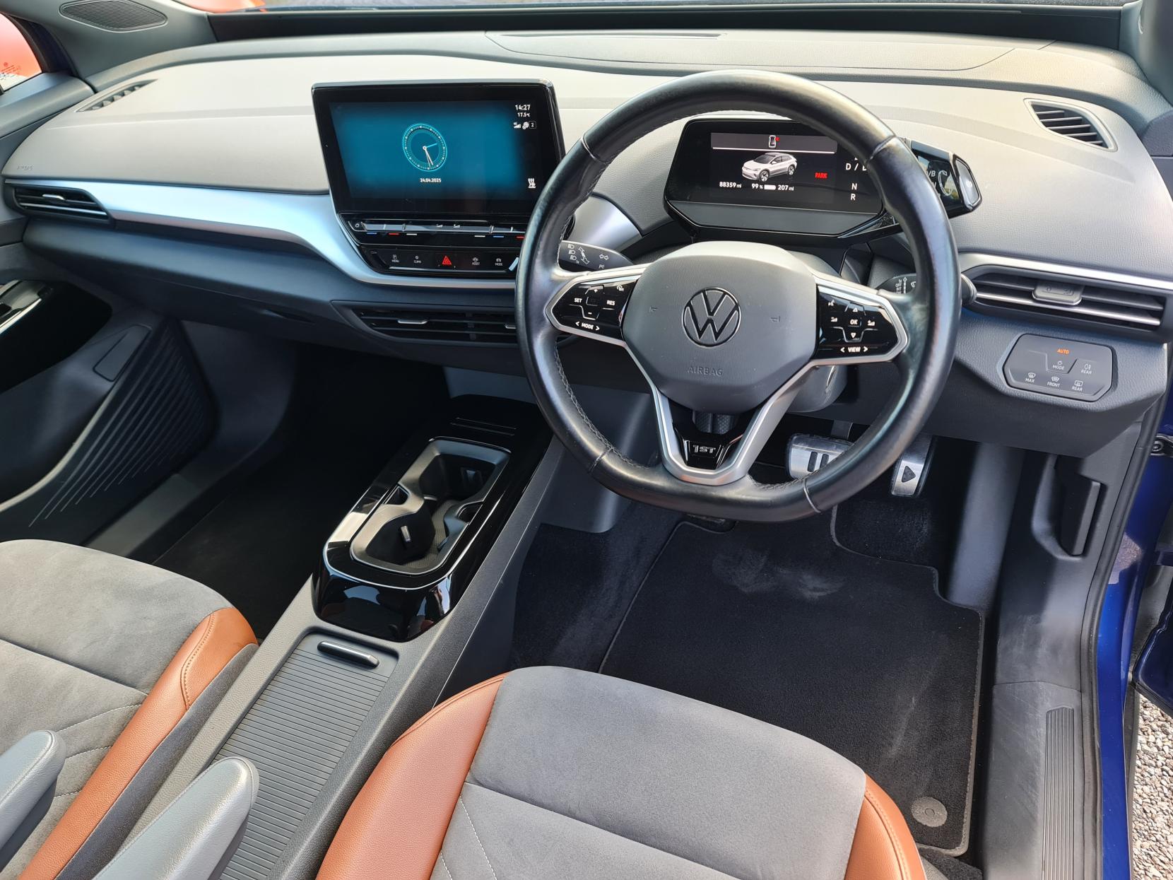 Volkswagen ID.4 Pro Performance 77kWh 1ST Edition SUV 5dr Electric Auto (204 ps)