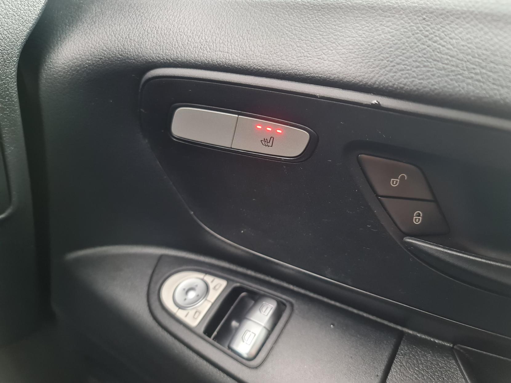 Mercedes-Benz eVito 116 e 66kWh Progressive Panel Van 6dr Electric Auto FWD L2 (LWB) (115 ps)