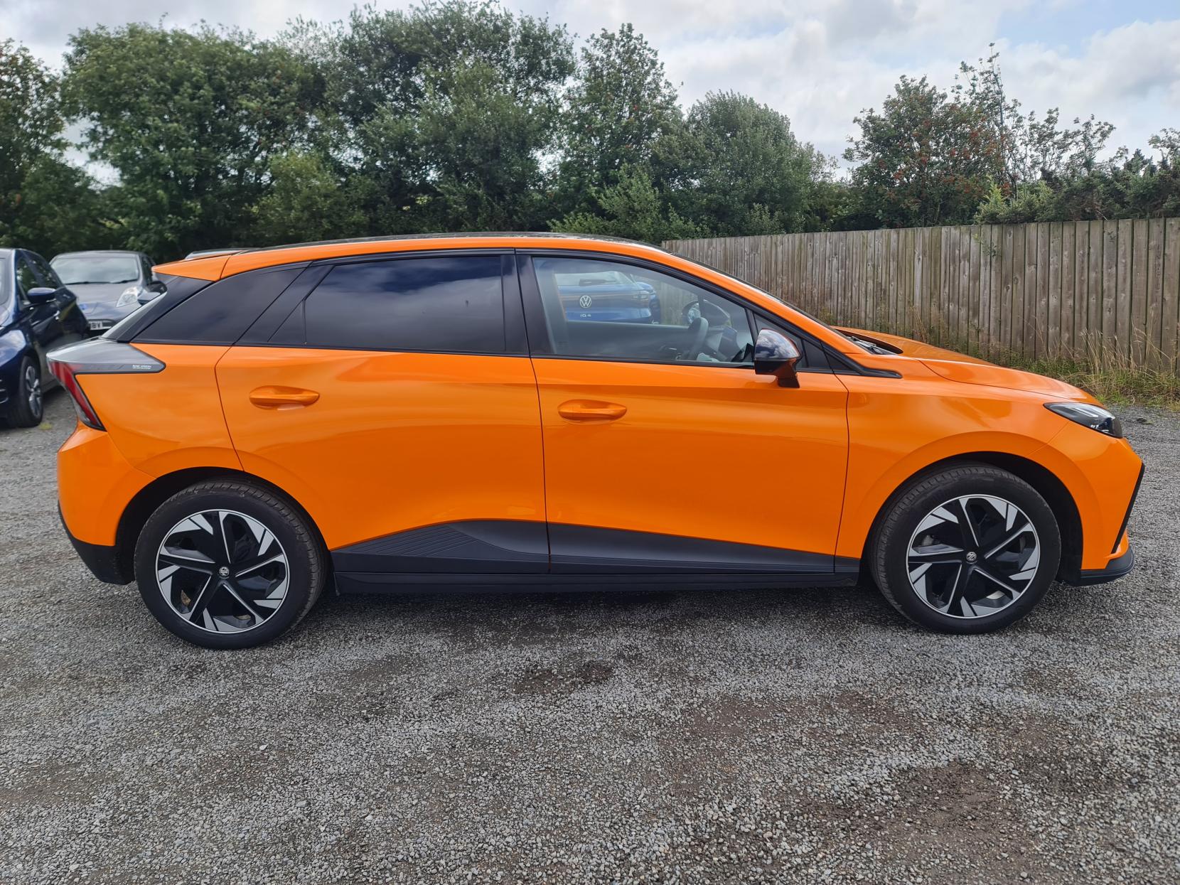 MG MG4 64kWh Trophy Long Range Hatchback 5dr Electric Auto (203 ps)