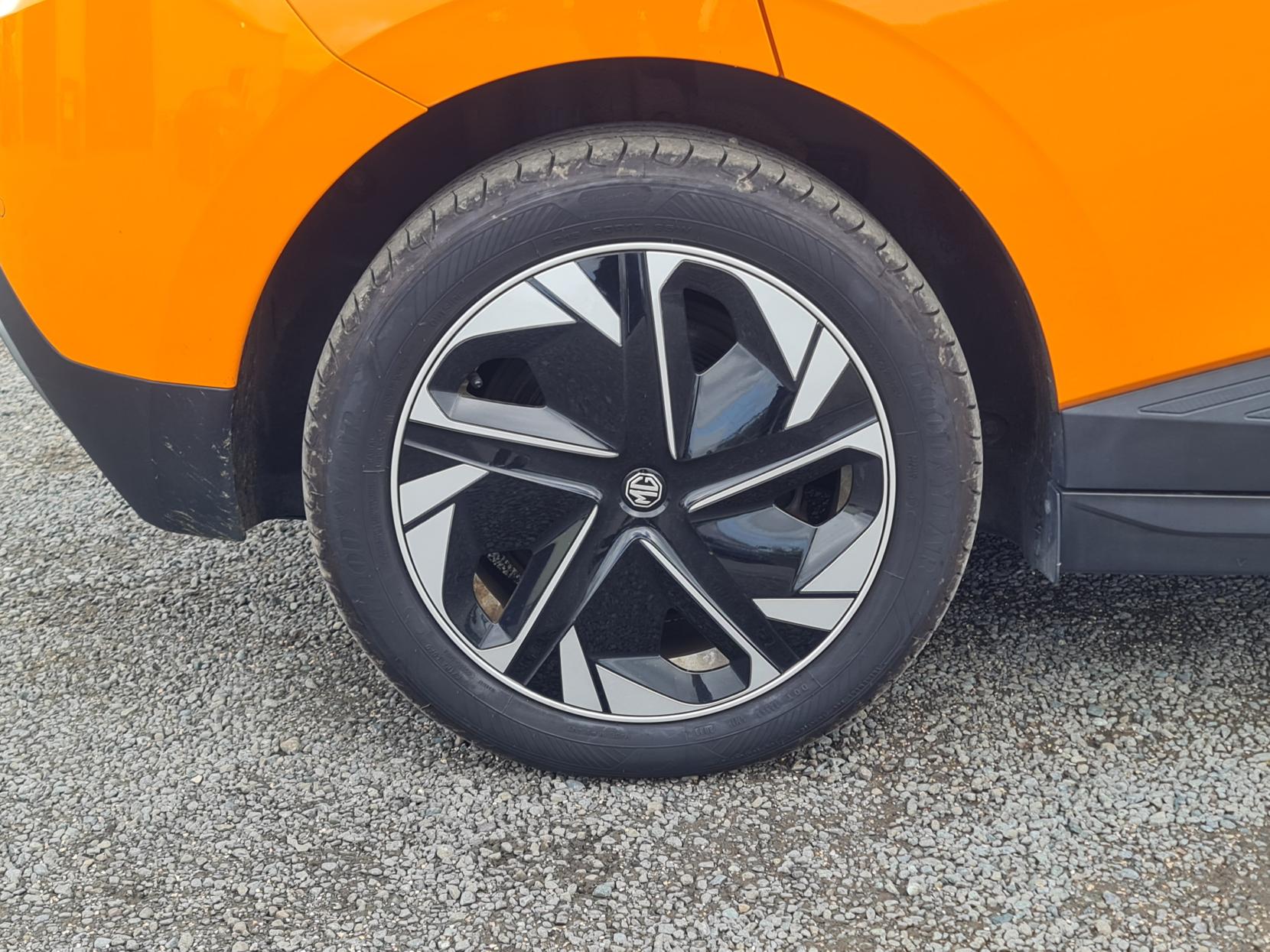 MG MG4 64kWh Trophy Long Range Hatchback 5dr Electric Auto (203 ps)