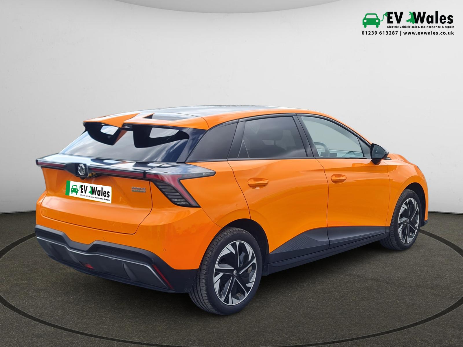 MG MG4 64kWh Trophy Long Range Hatchback 5dr Electric Auto (203 ps)