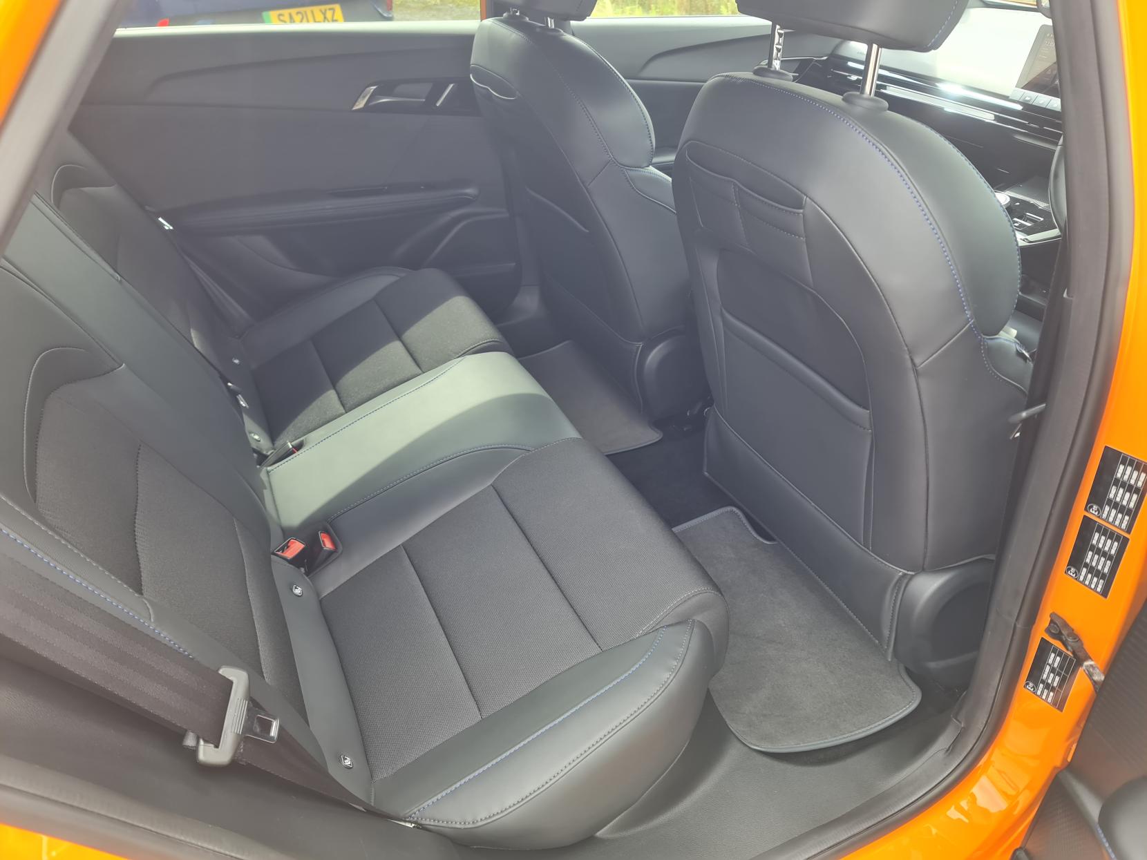 MG MG4 64kWh Trophy Long Range Hatchback 5dr Electric Auto (203 ps)
