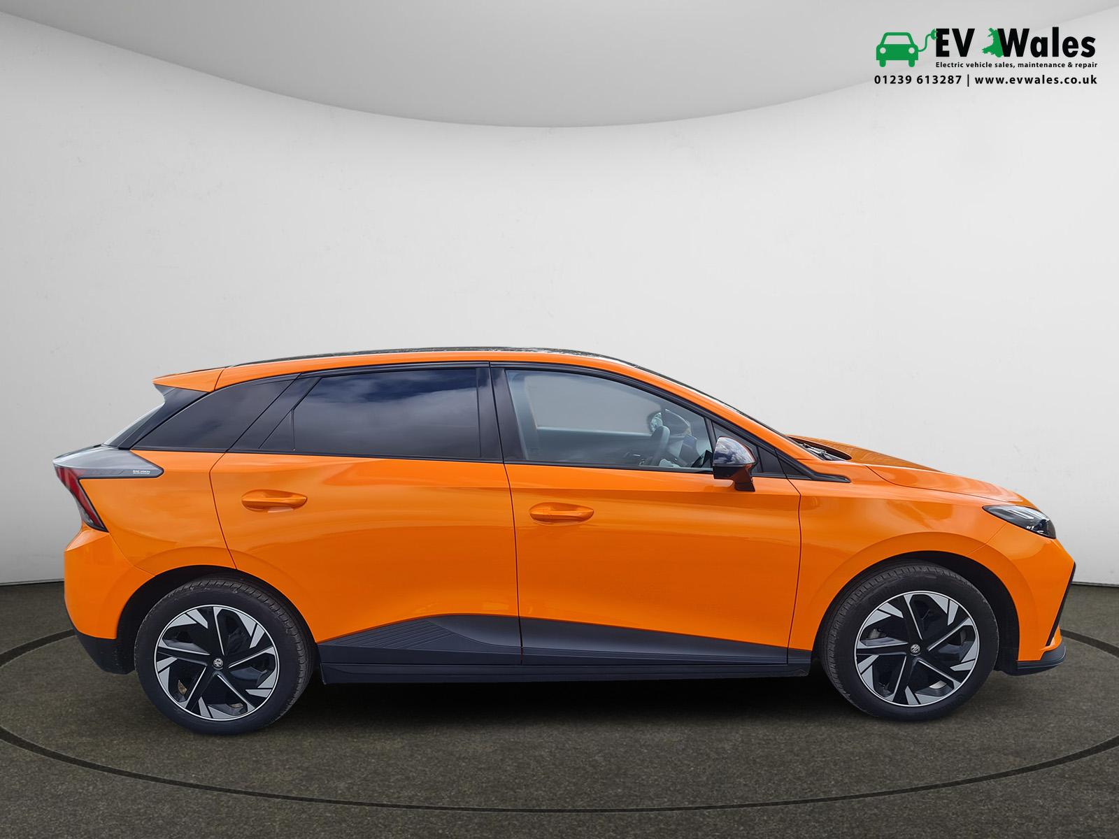 MG MG4 64kWh Trophy Long Range Hatchback 5dr Electric Auto (203 ps)