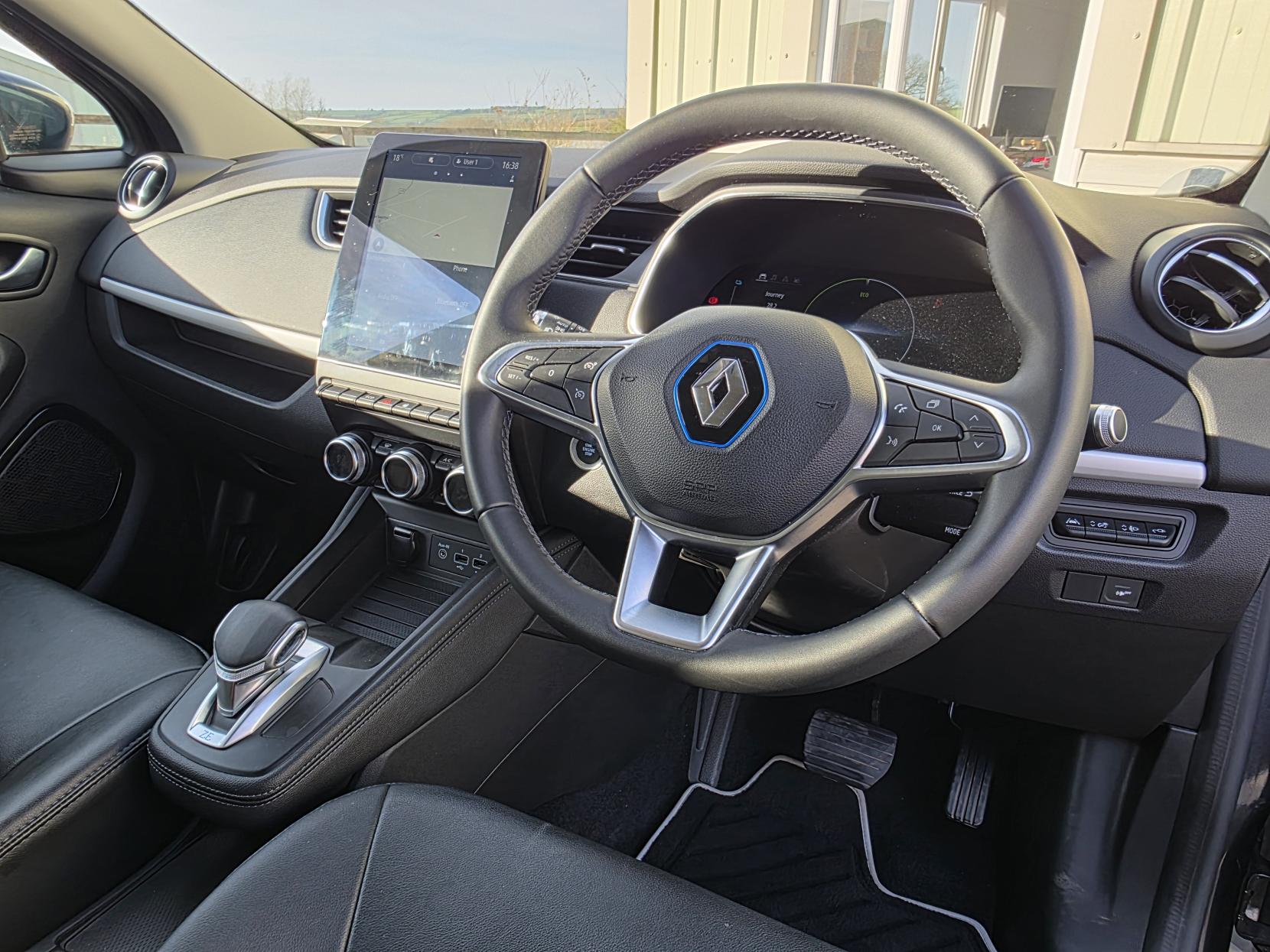 Renault Zoe R135 52kWh GT Line Hatchback 5dr Electric Auto (i, Rapid Charge) (134 bhp)