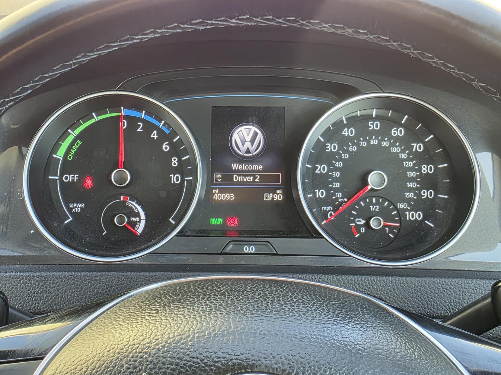 Volkswagen e-Golf 35.8kWh e-Golf Hatchback 5dr Electric Auto (136 ps)