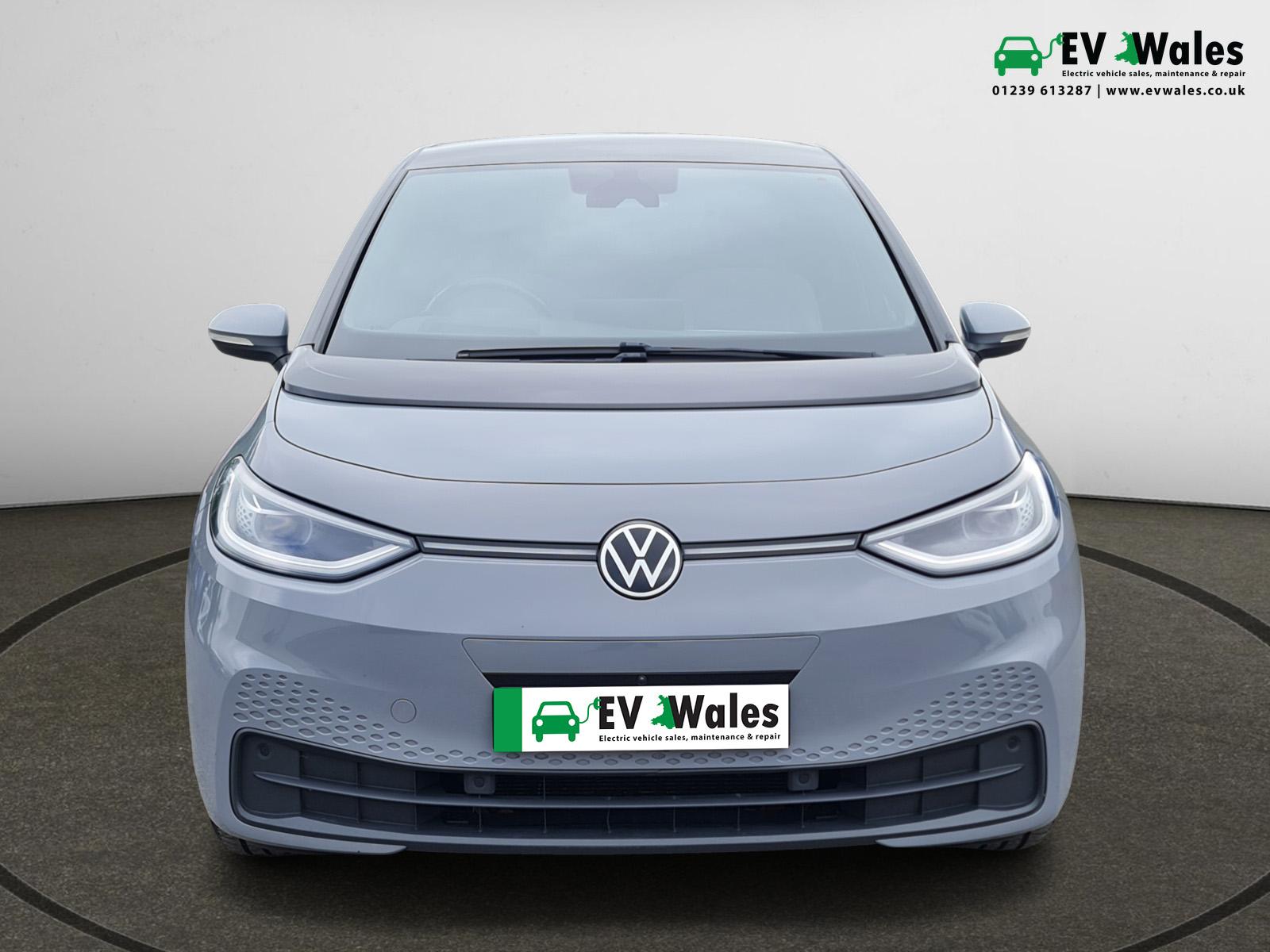 Volkswagen ID.3 Pro S 77kWh Tour Hatchback 5dr Electric Auto (204 ps)