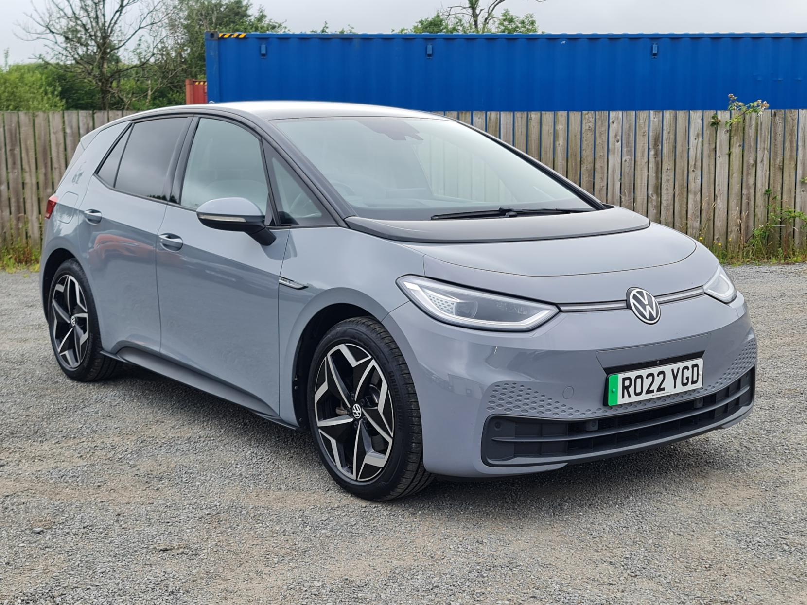 Volkswagen ID.3 Pro S 77kWh Tour Hatchback 5dr Electric Auto (204 ps)