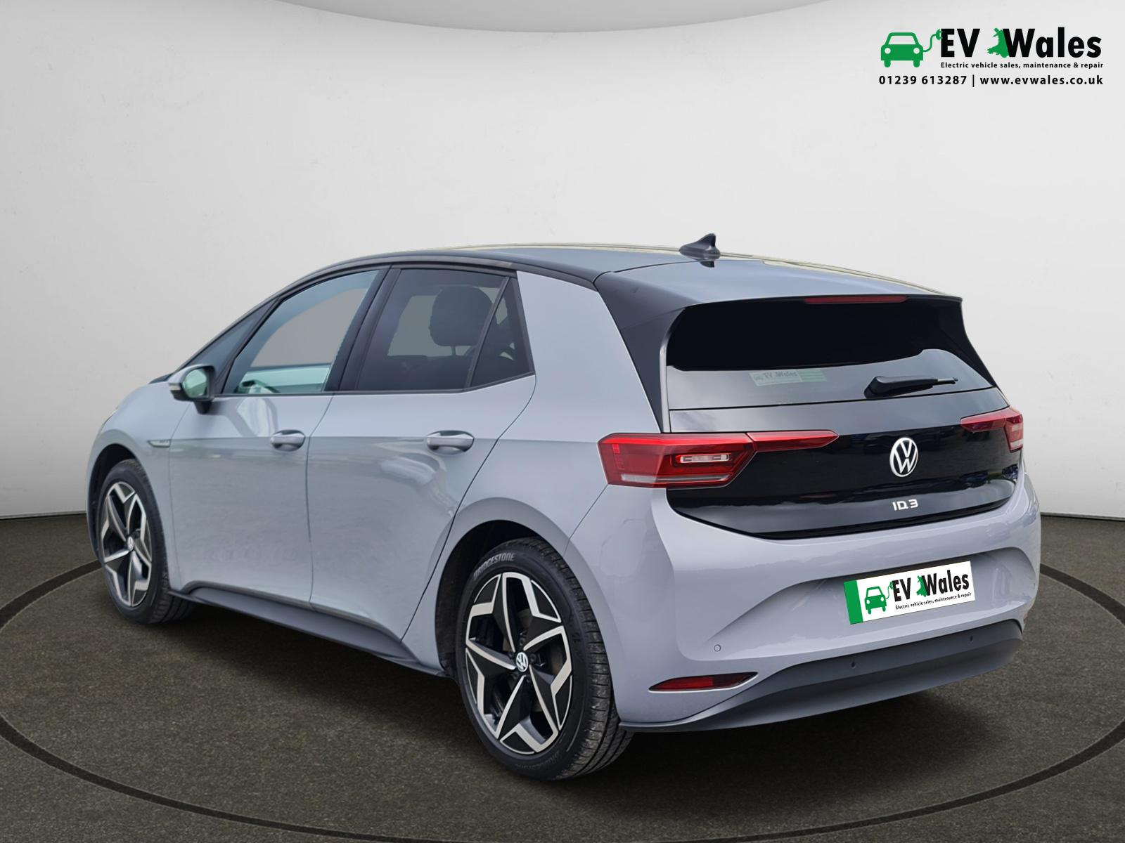 Volkswagen ID.3 Pro S 77kWh Tour Hatchback 5dr Electric Auto (204 ps)