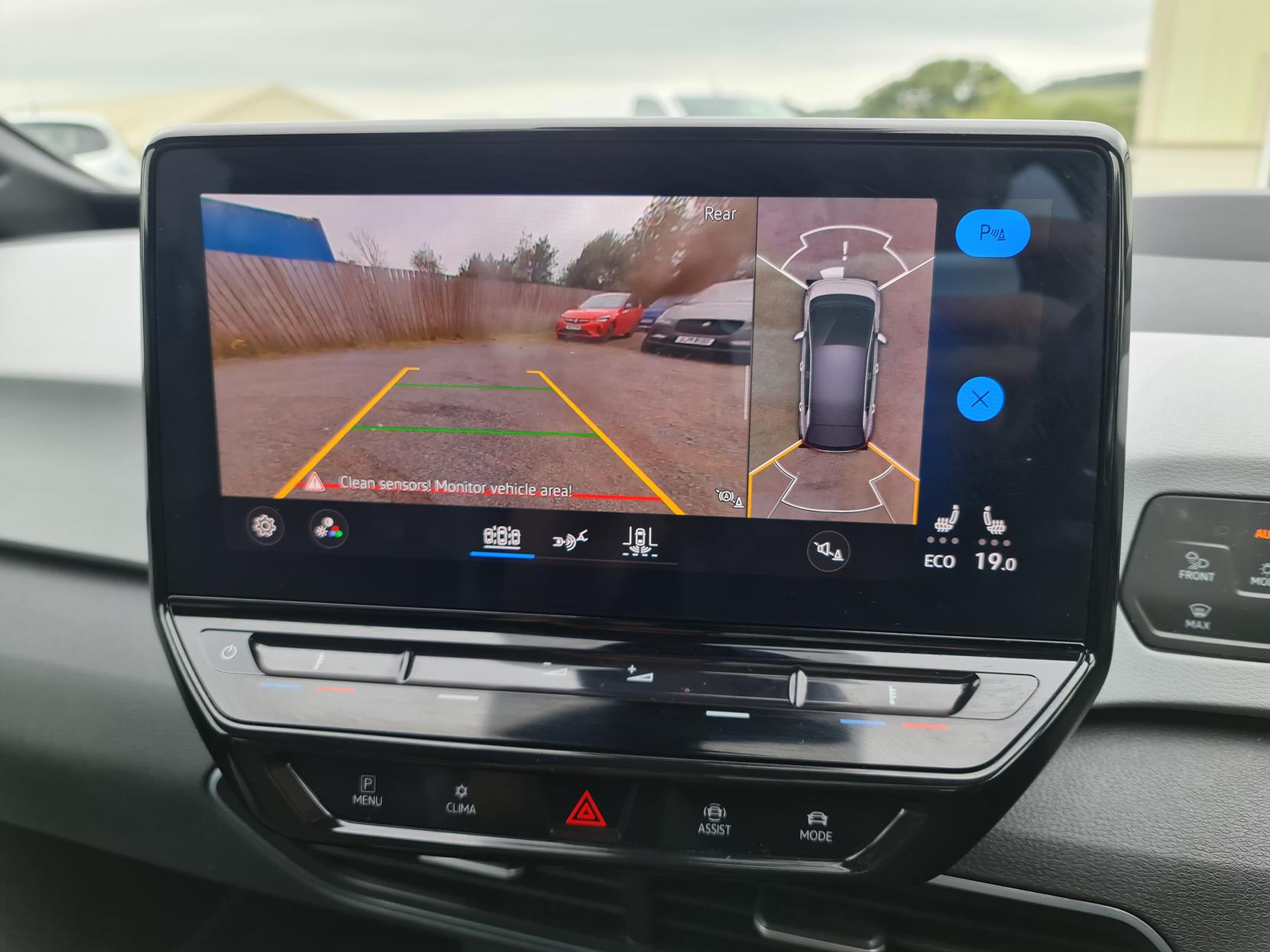 Volkswagen ID.3 Pro S 77kWh Tour Hatchback 5dr Electric Auto (204 ps)