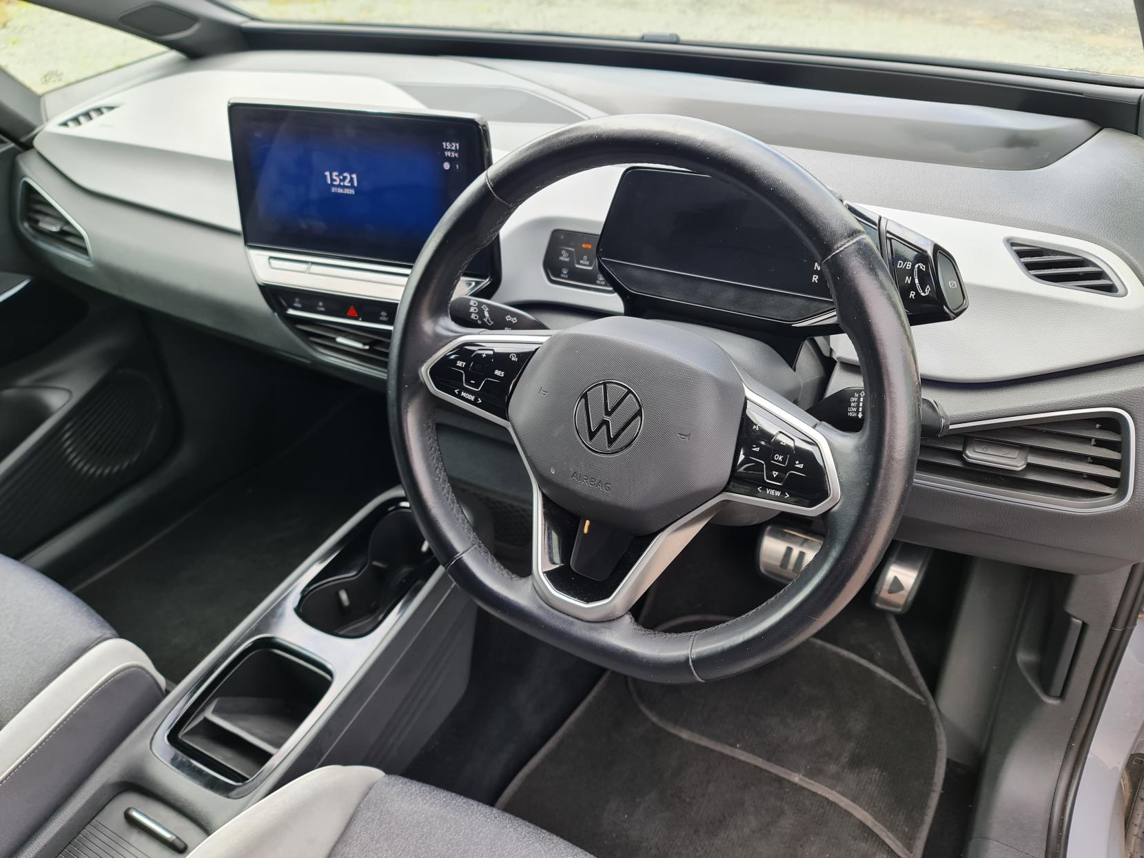 Volkswagen ID.3 Pro S 77kWh Tour Hatchback 5dr Electric Auto (204 ps)