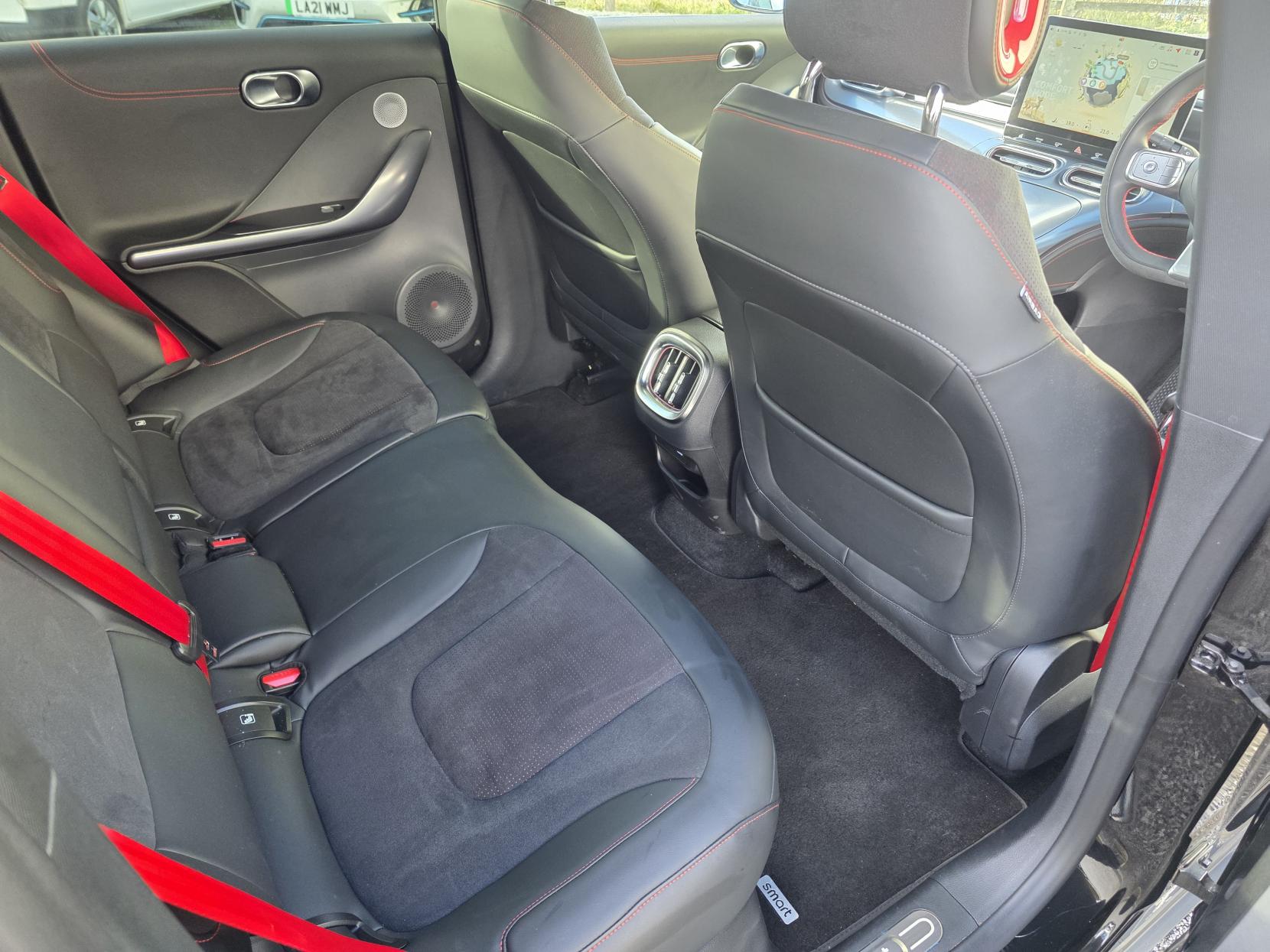 2025 00 SMART 1