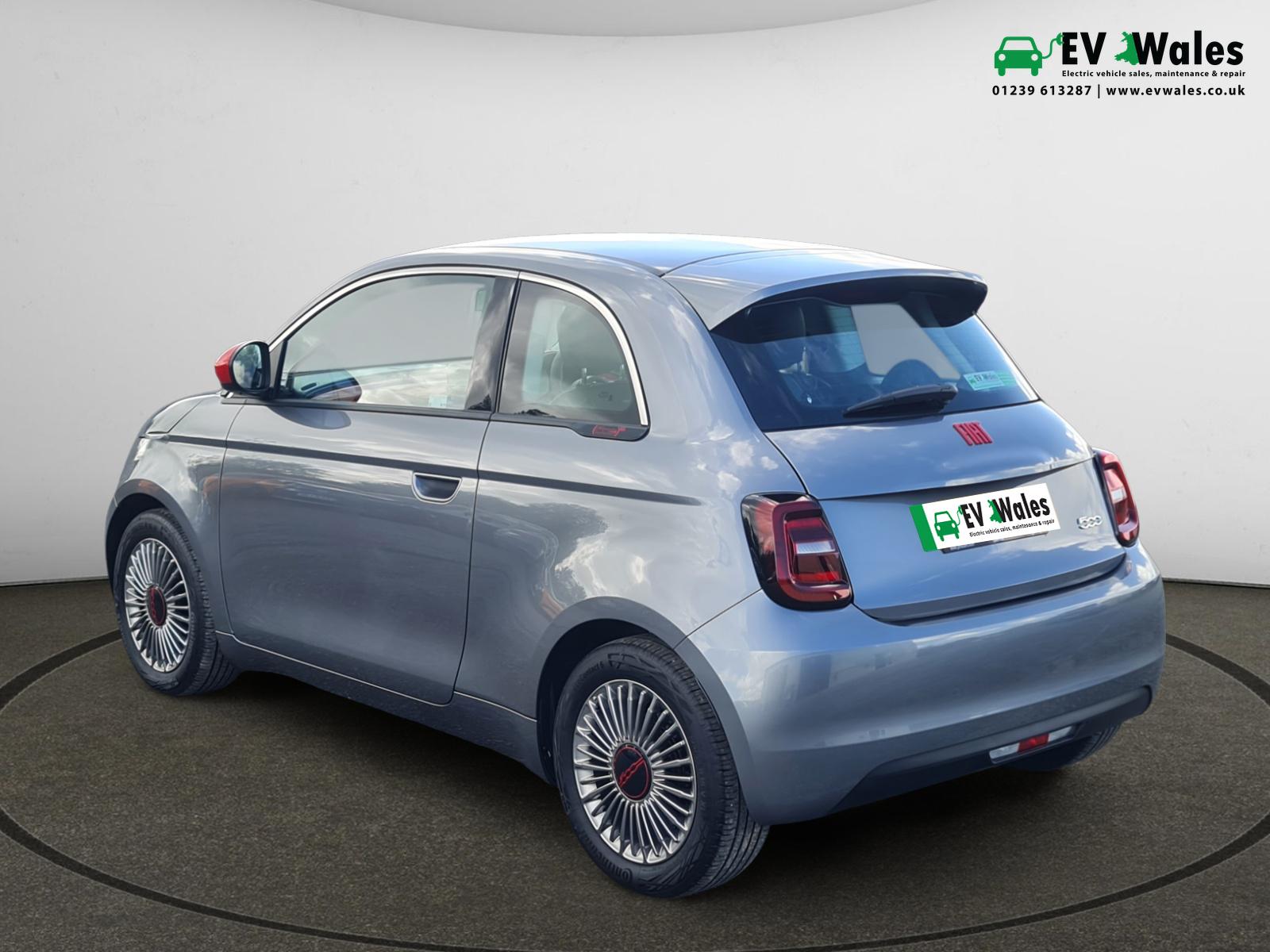 Fiat 500e 42kWh RED Hatchback 3dr Electric Auto (118 ps)