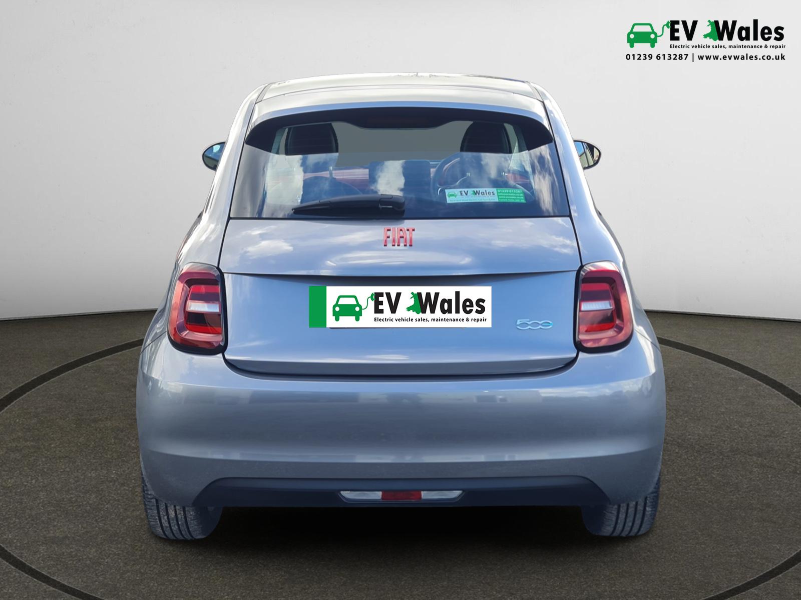 Fiat 500e 42kWh RED Hatchback 3dr Electric Auto (118 ps)