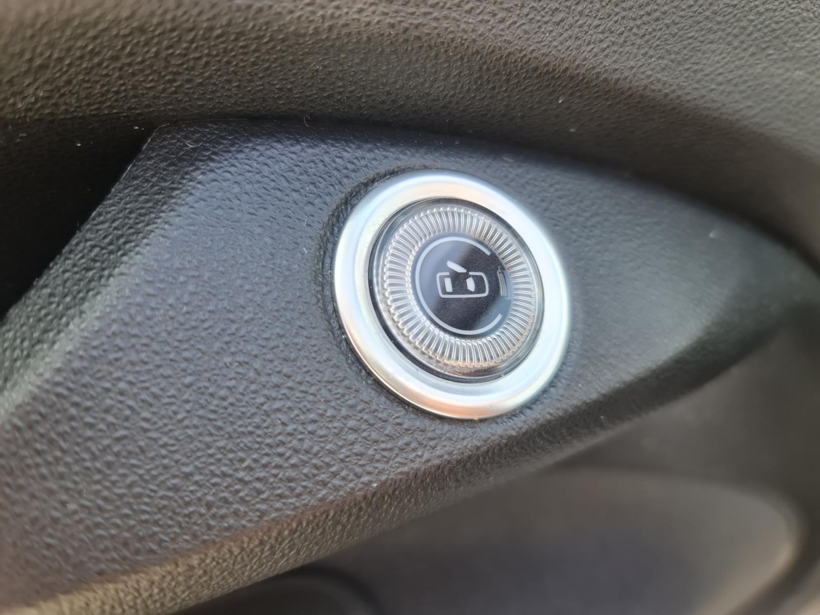 Fiat 500e 42kWh RED Hatchback 3dr Electric Auto (118 ps)