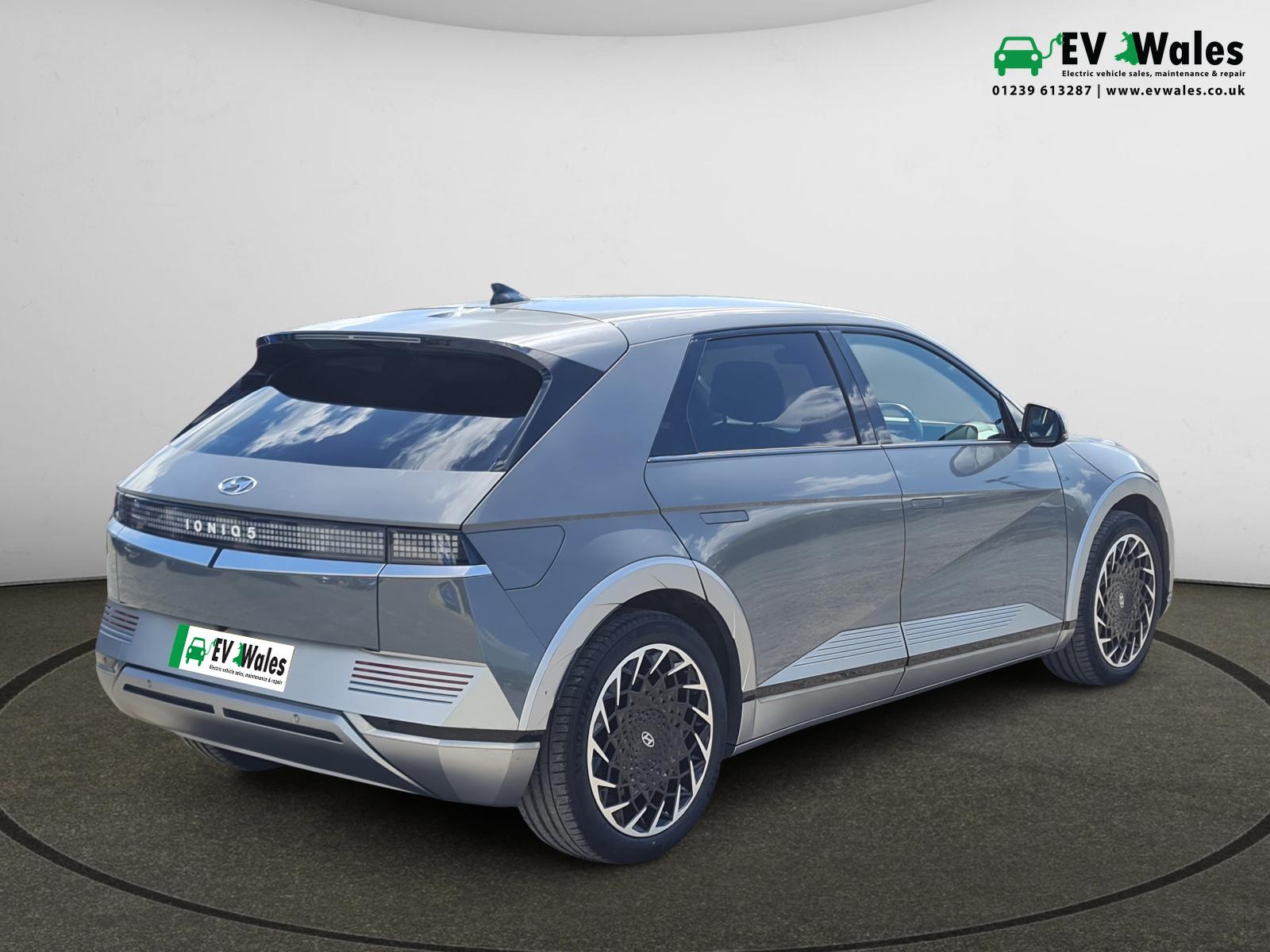 Hyundai IONIQ 5 73kWh Ultimate Hatchback 5dr Electric Auto (217 ps)