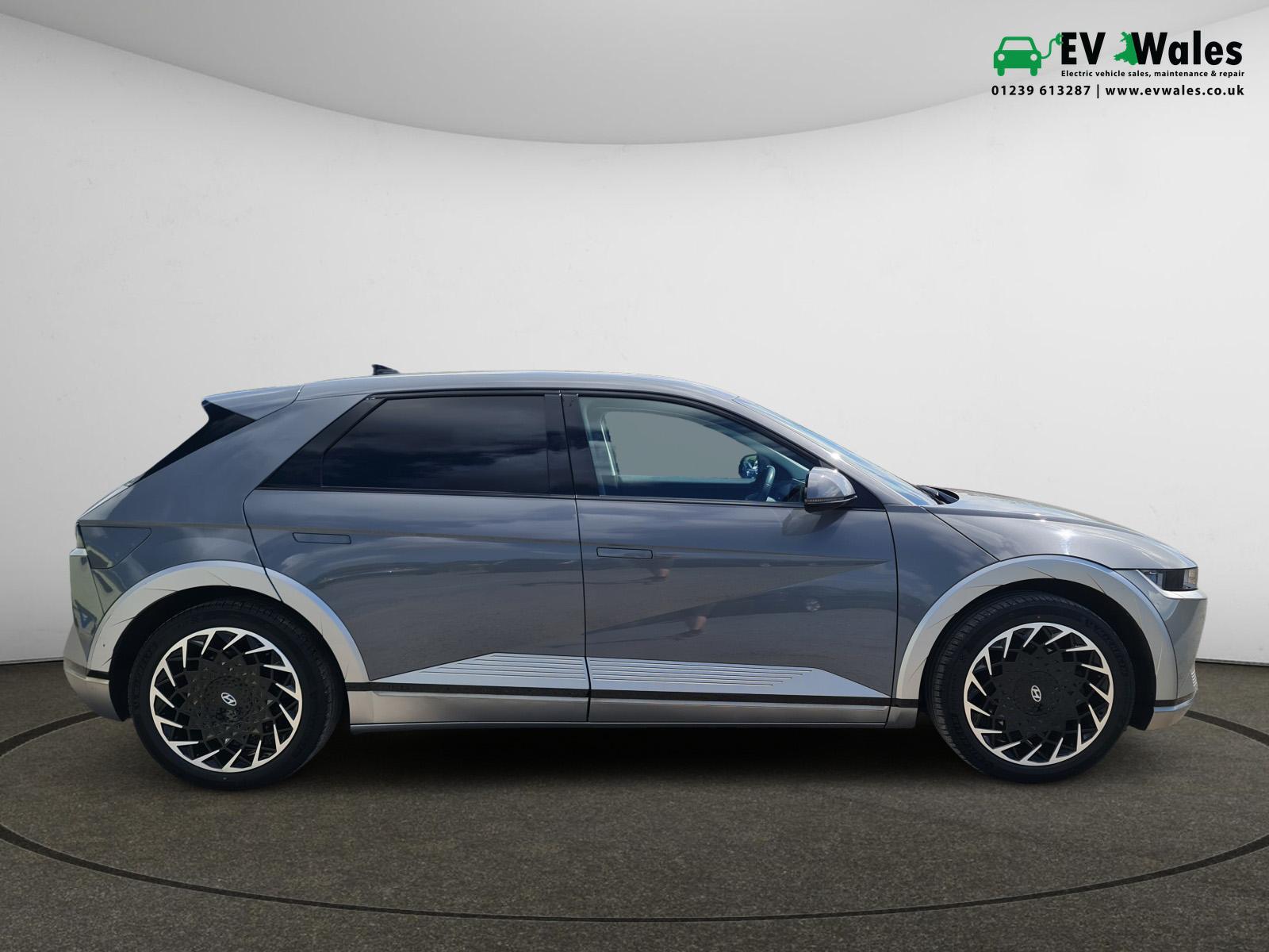 Hyundai IONIQ 5 73kWh Ultimate Hatchback 5dr Electric Auto (217 ps)