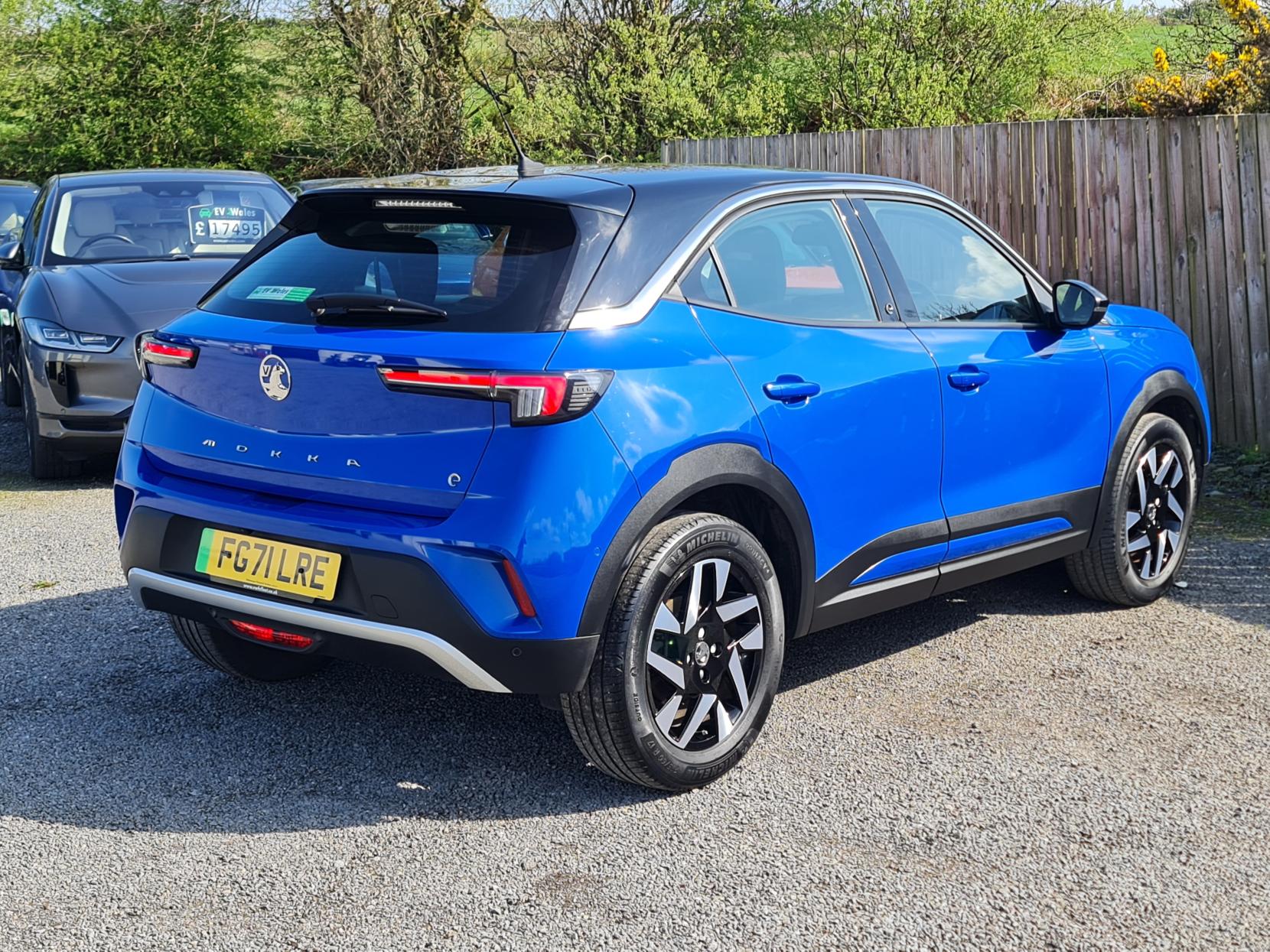 Vauxhall Mokka Electric 50kWh Elite Nav Premium SUV 5dr Electric Auto (136 ps)