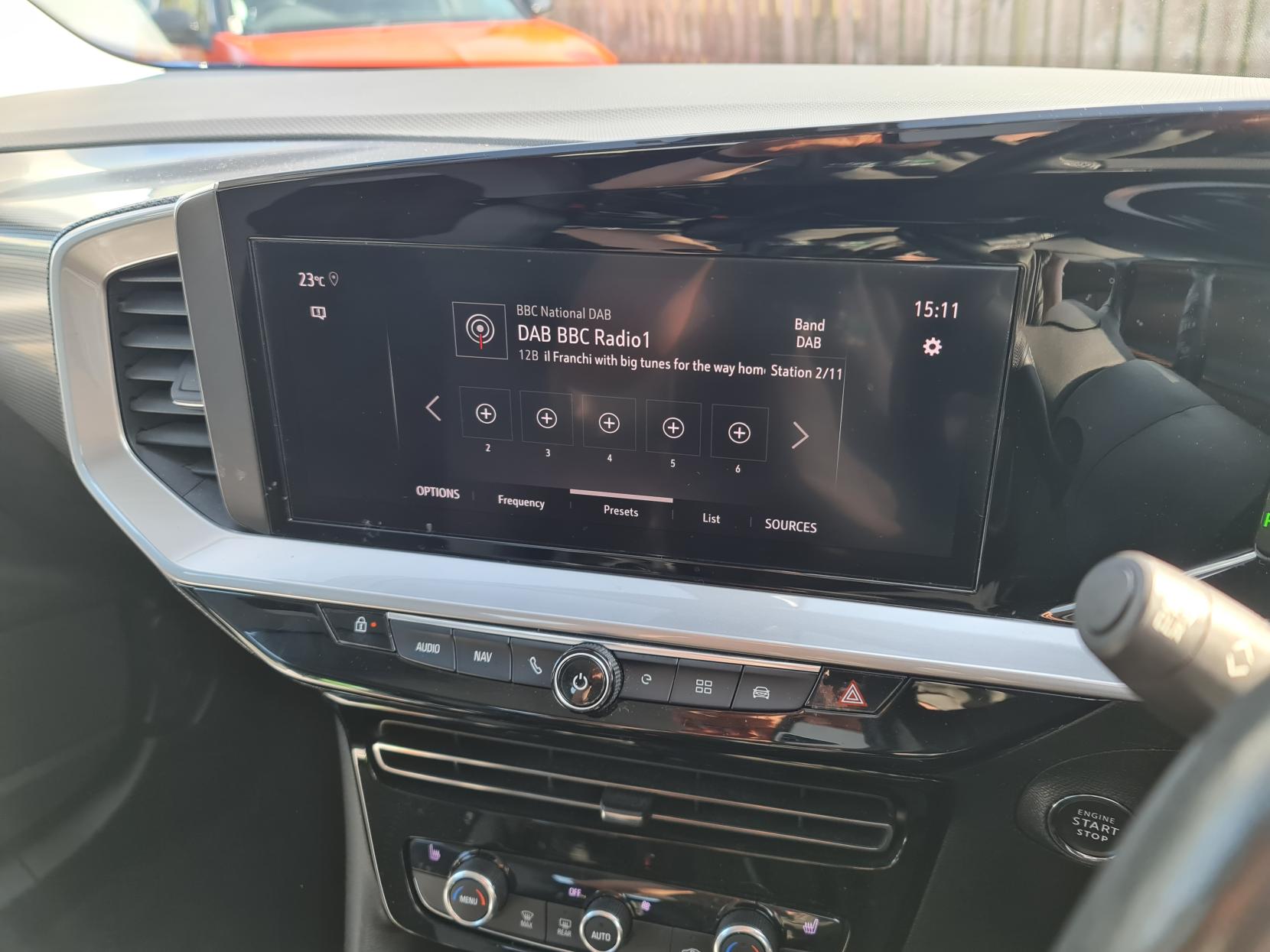 Vauxhall Mokka Electric 50kWh Elite Nav Premium SUV 5dr Electric Auto (136 ps)