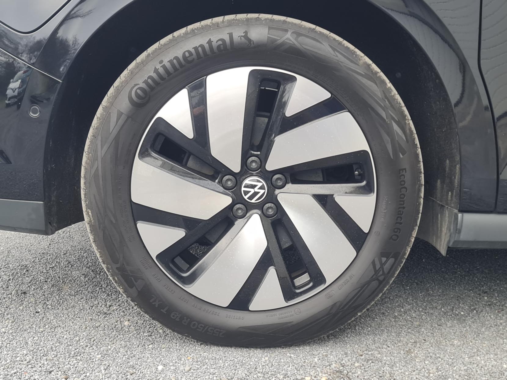 Volkswagen ID. Buzz Cargo Pro 77kWh Commerce Plus Panel Van 5dr Electric Auto (204 ps)