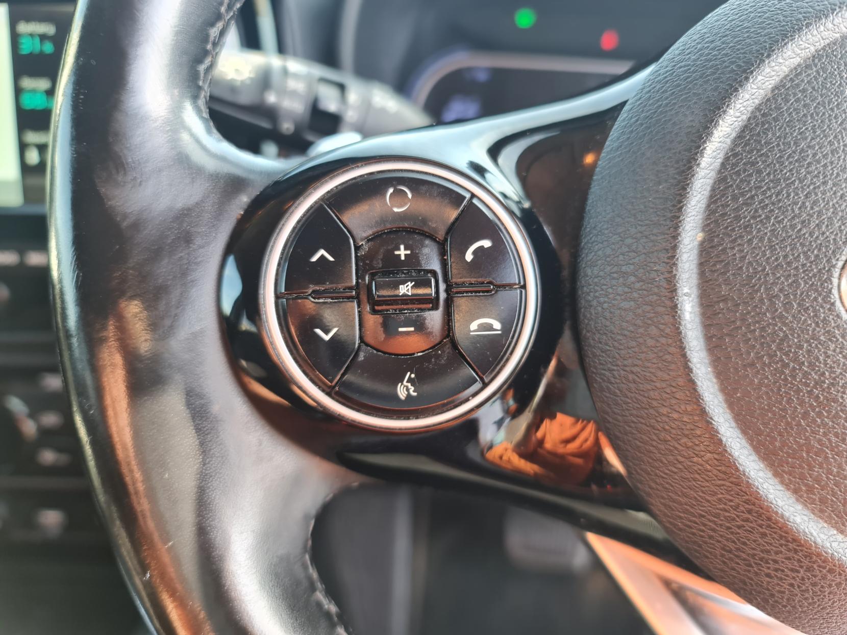 Kia Soul 64kWh First Edition SUV 5dr Electric Auto (201 bhp)