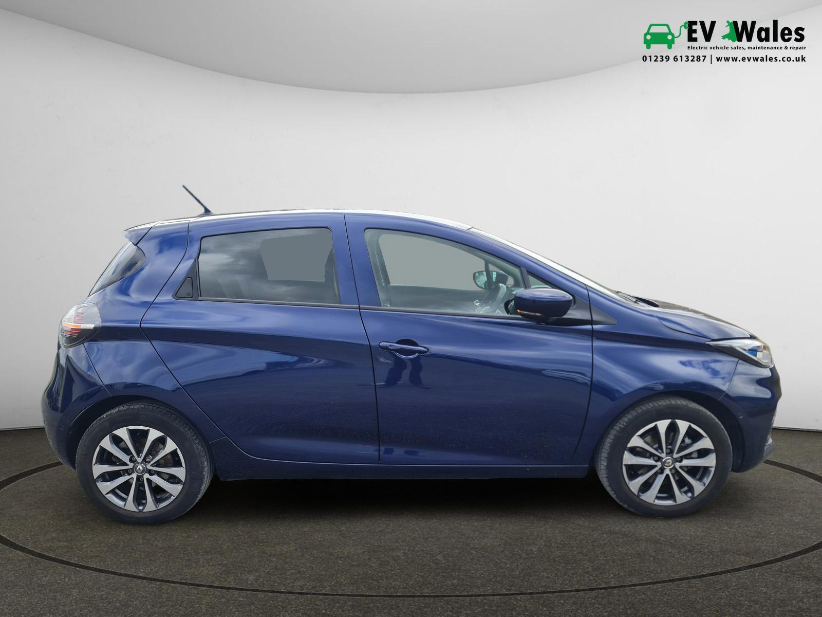 Renault Zoe R135 EV50 52kWh GT Line + Hatchback 5dr Electric Auto (Rapid Charge) (134 bhp)