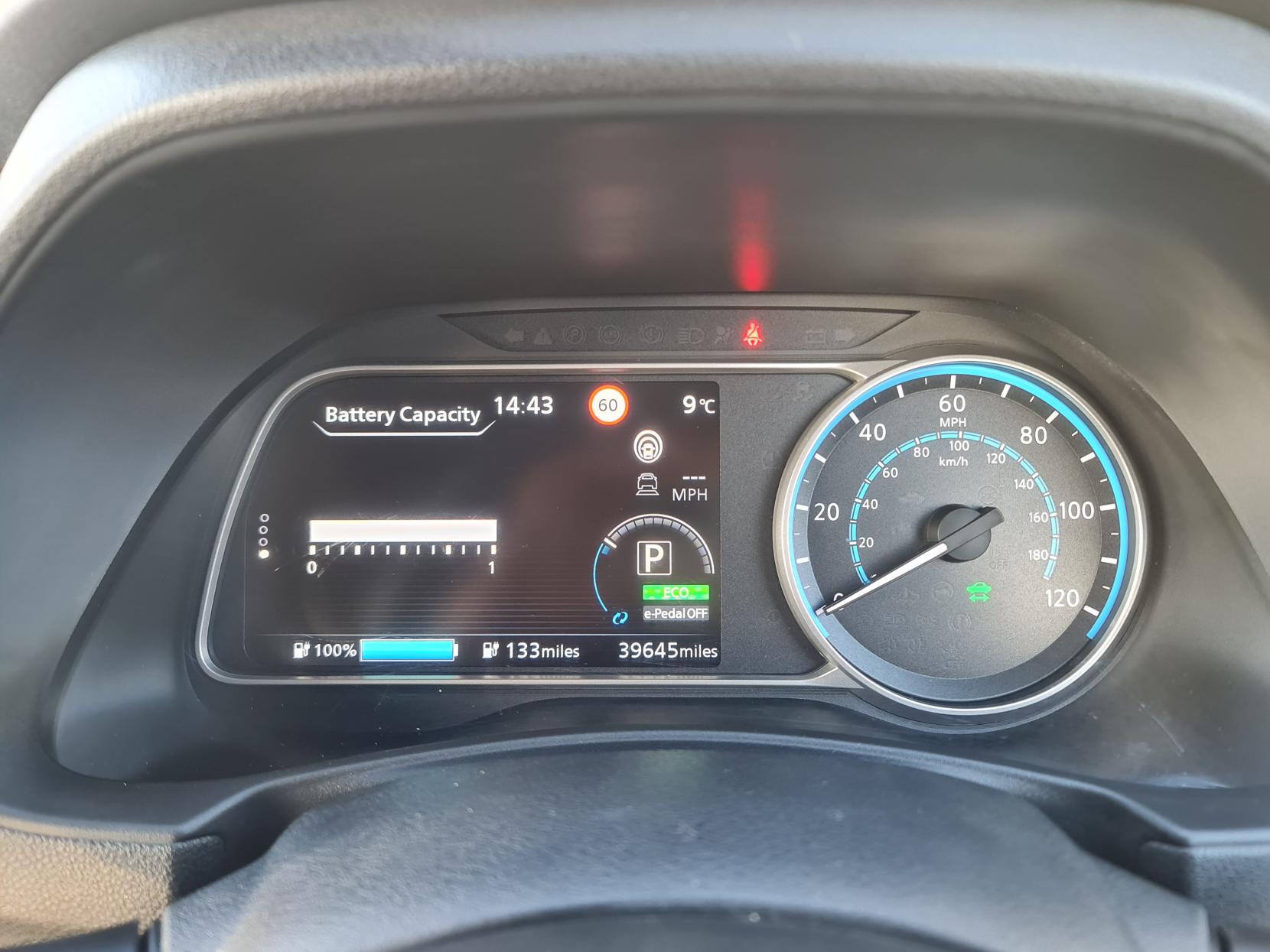 Nissan Leaf 40kWh N-Connecta Hatchback 5dr Electric Auto (150 ps)