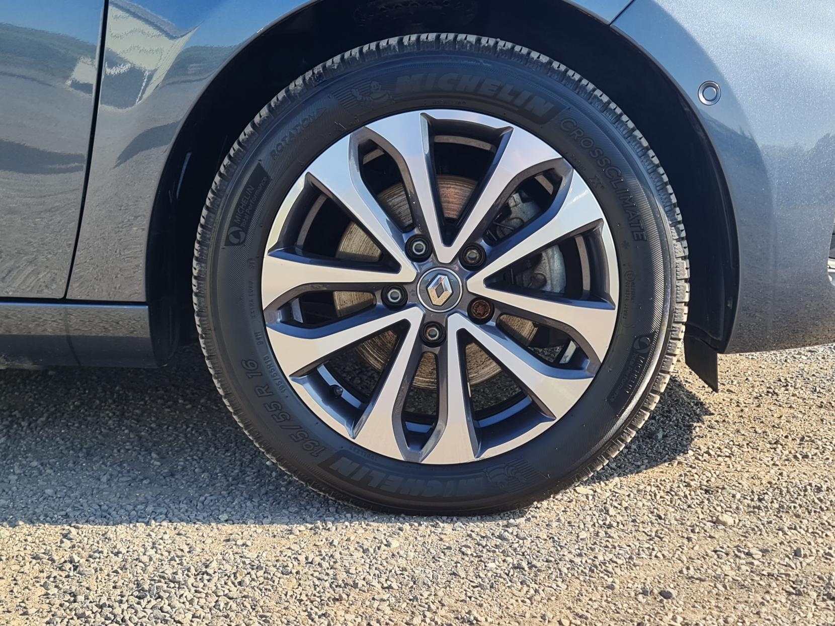 Renault Zoe R135 EV50 52kWh GT Line + Hatchback 5dr Electric Auto (Rapid Charge) (134 bhp)