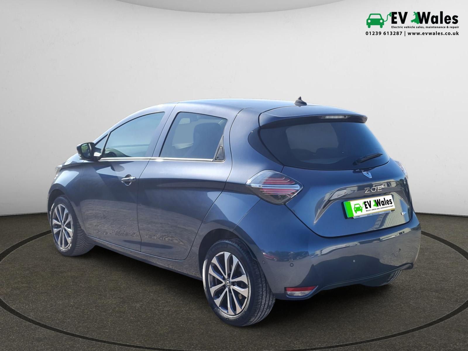 Renault Zoe R135 EV50 52kWh GT Line + Hatchback 5dr Electric Auto (Rapid Charge) (134 bhp)