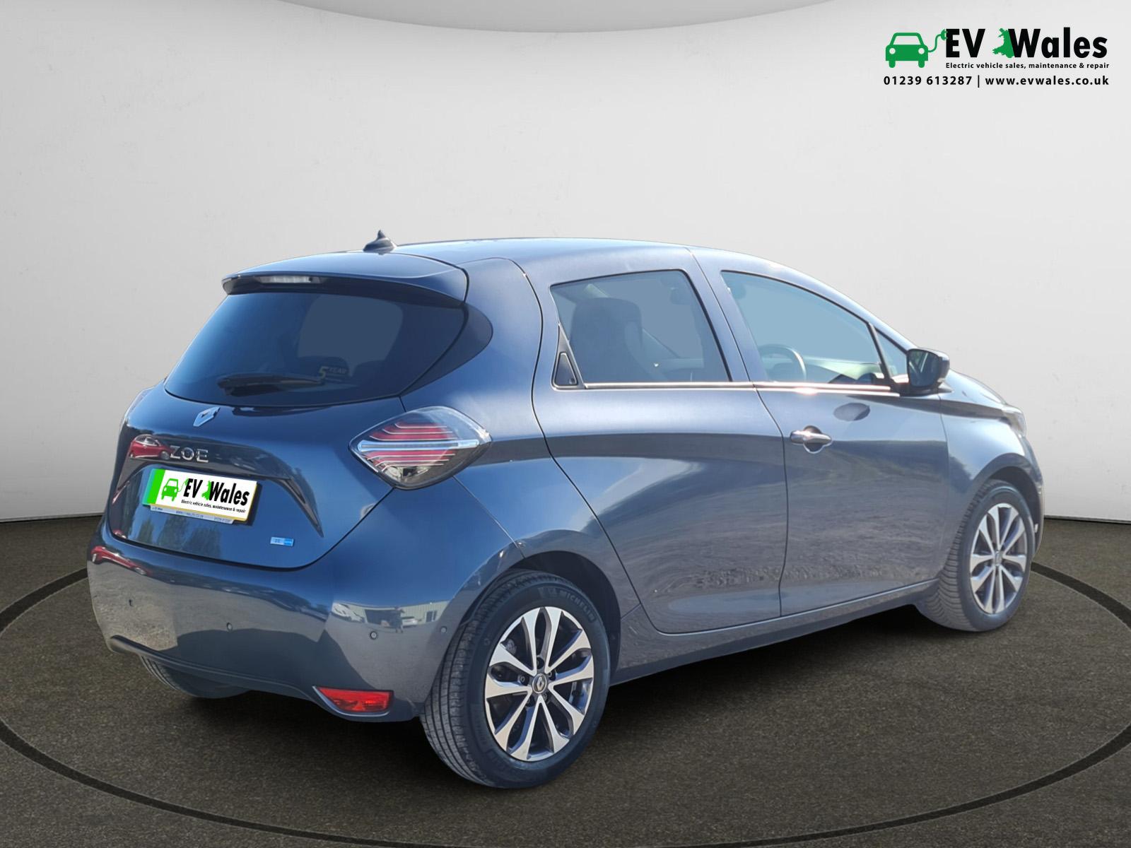 Renault Zoe R135 EV50 52kWh GT Line + Hatchback 5dr Electric Auto (Rapid Charge) (134 bhp)