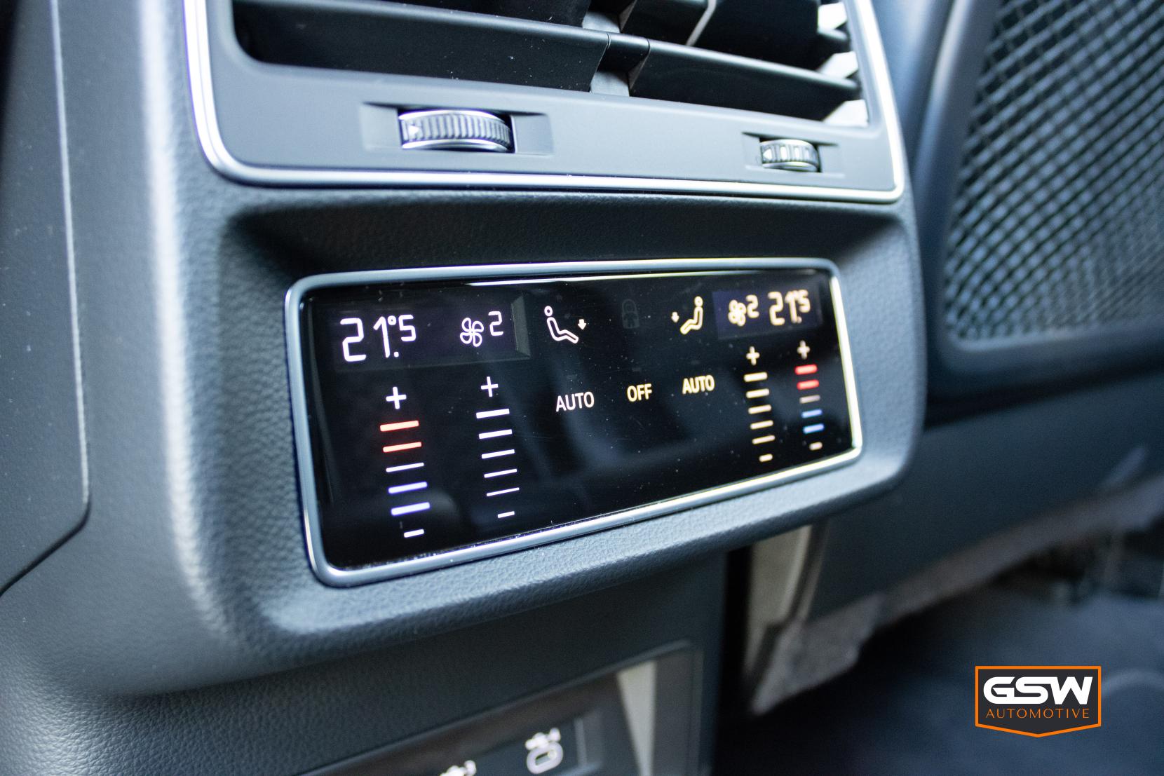 Audi RSQ8 4.0 TFSI V8 Carbon Black SUV 5dr Petrol Tiptronic quattro Euro 6 (s/s) (600 ps)