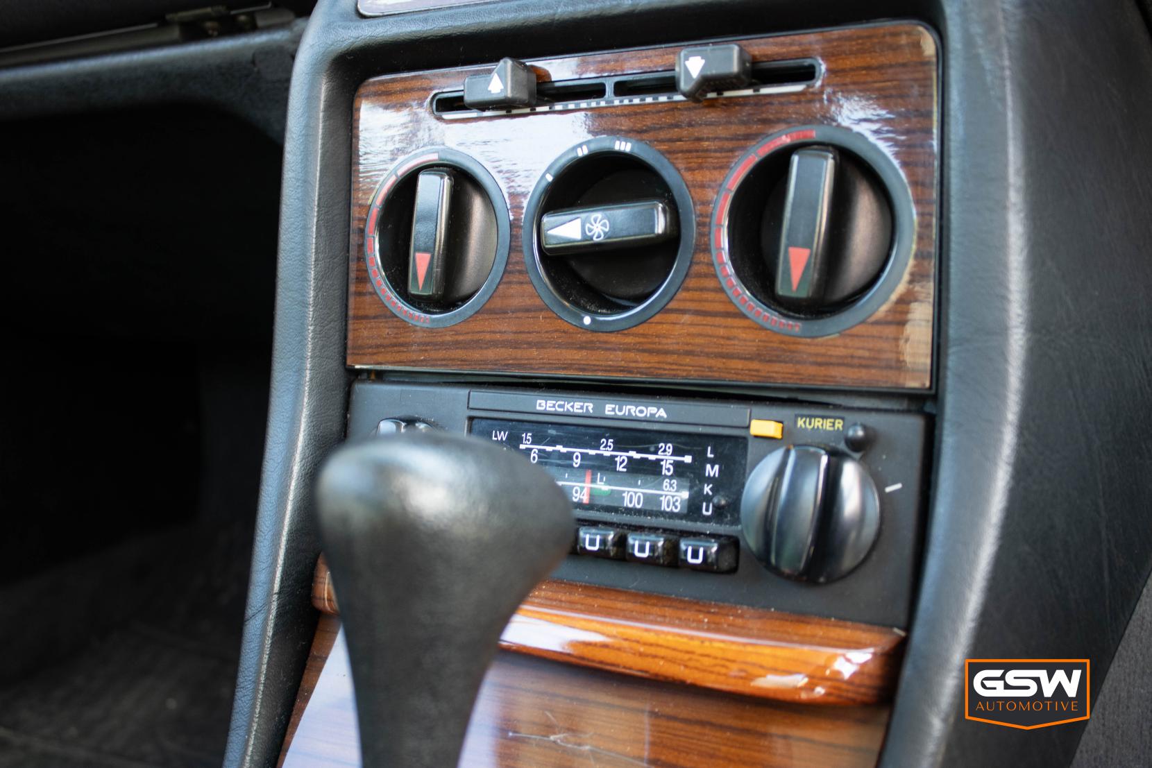 Mercedes-Benz 230 2.3 CE Coupe (1977 - 1992)